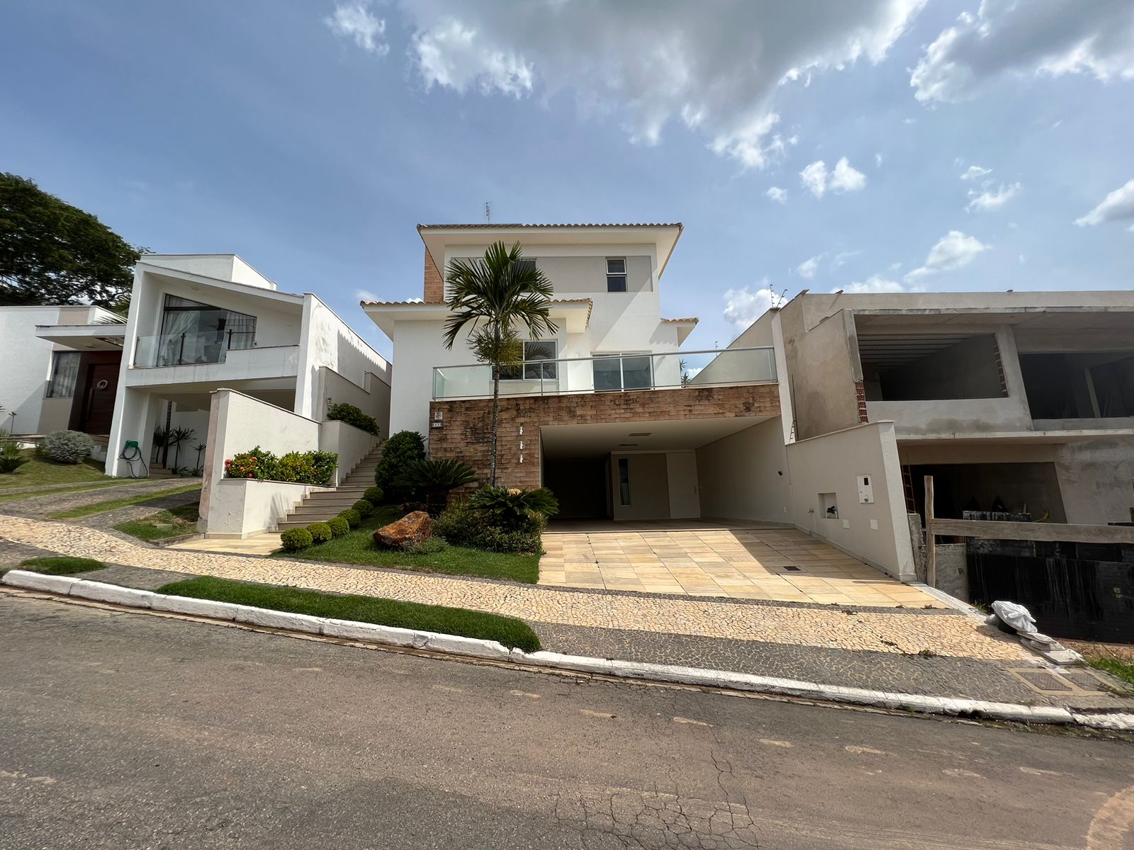 CASA À VENDA NO CONDOMÍNIO PROVÍNCIA DI LUCCASanta Cecília Imóveis