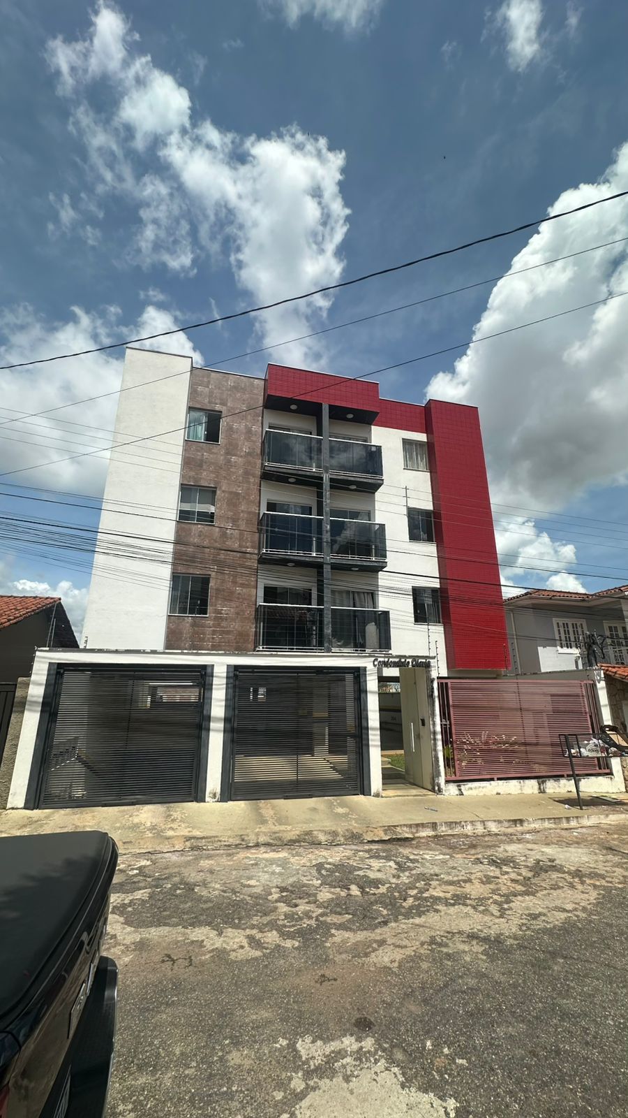 Olaria - apartamento 2/4, mobiliado, à venda.Santa Cecília Imóveis