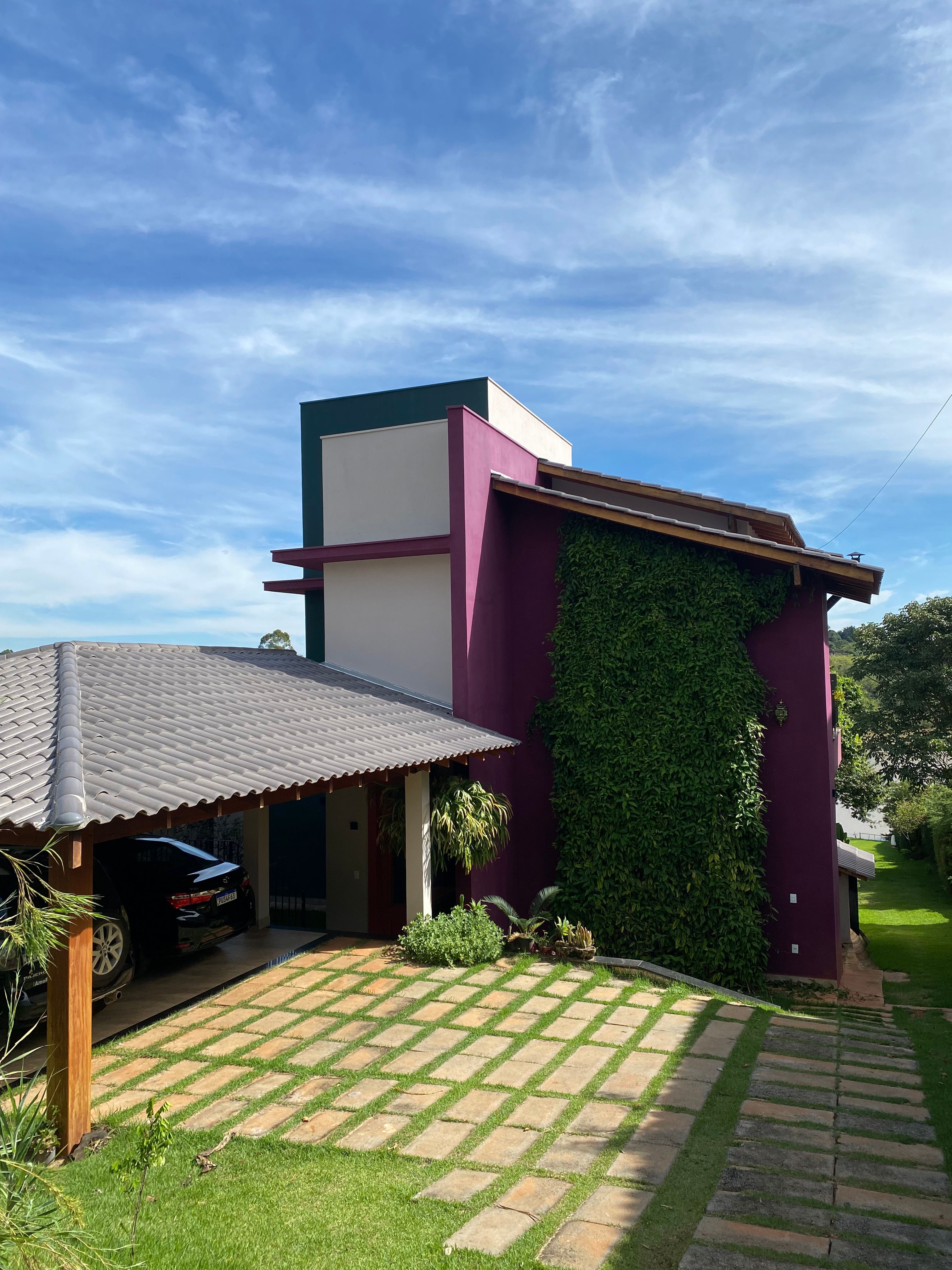 Casa alto padrão à venda em Condomínio Náutico - Ijaci.Santa Cecília Imóveis