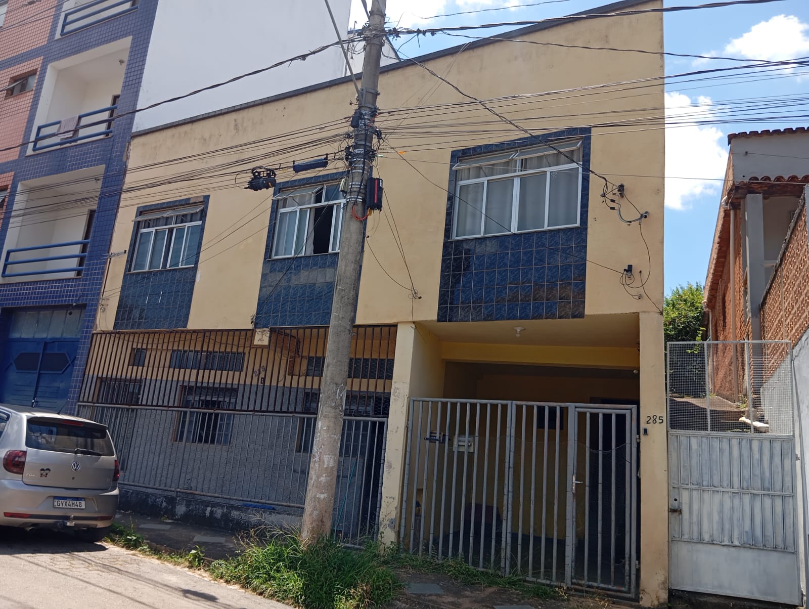 Imóvel composto por 3 moradias, próximo a UFLA.Santa Cecília Imóveis