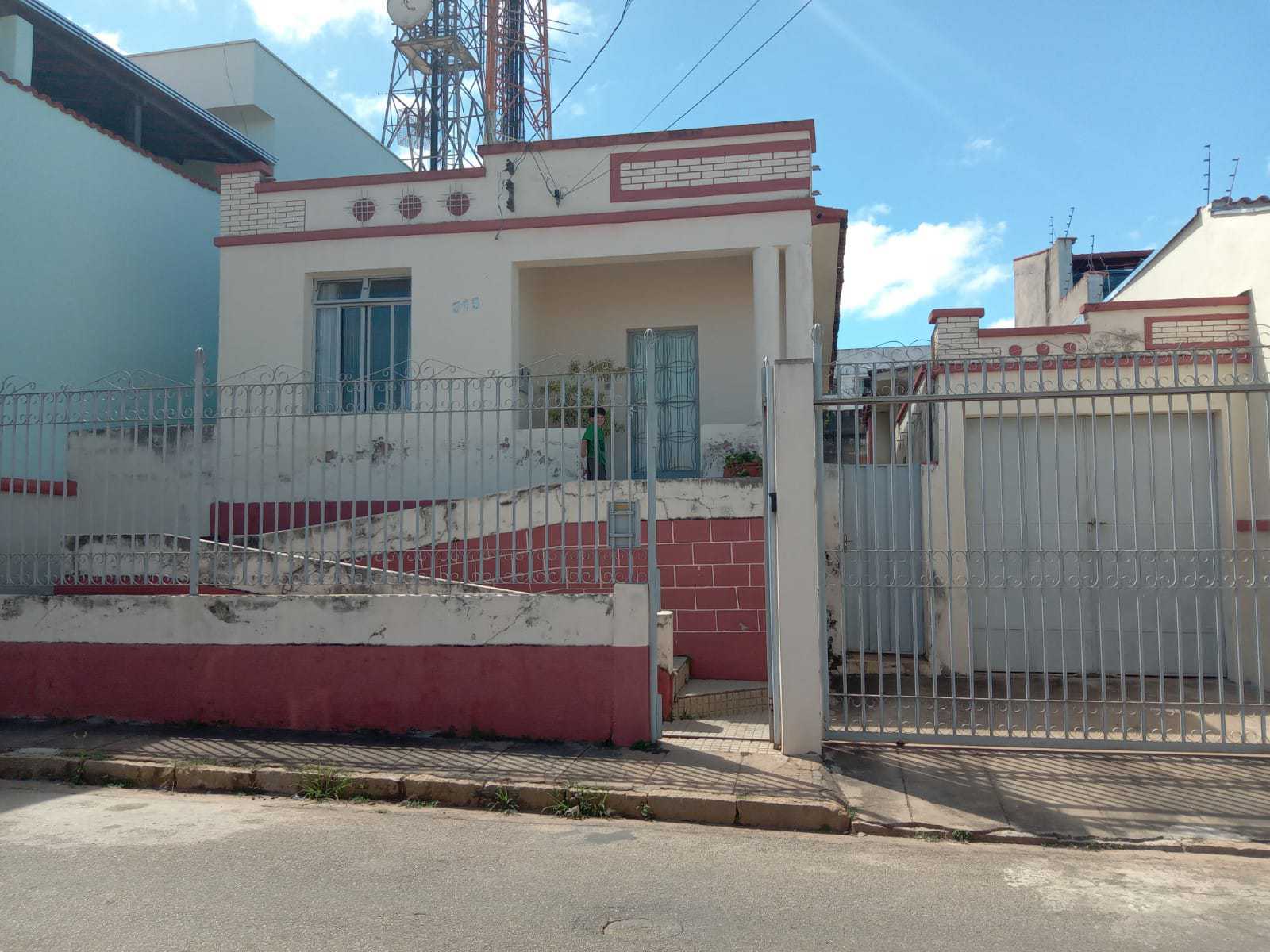Casa usada à venda no bairro Cruzeiro Sul.Santa Cecília Imóveis