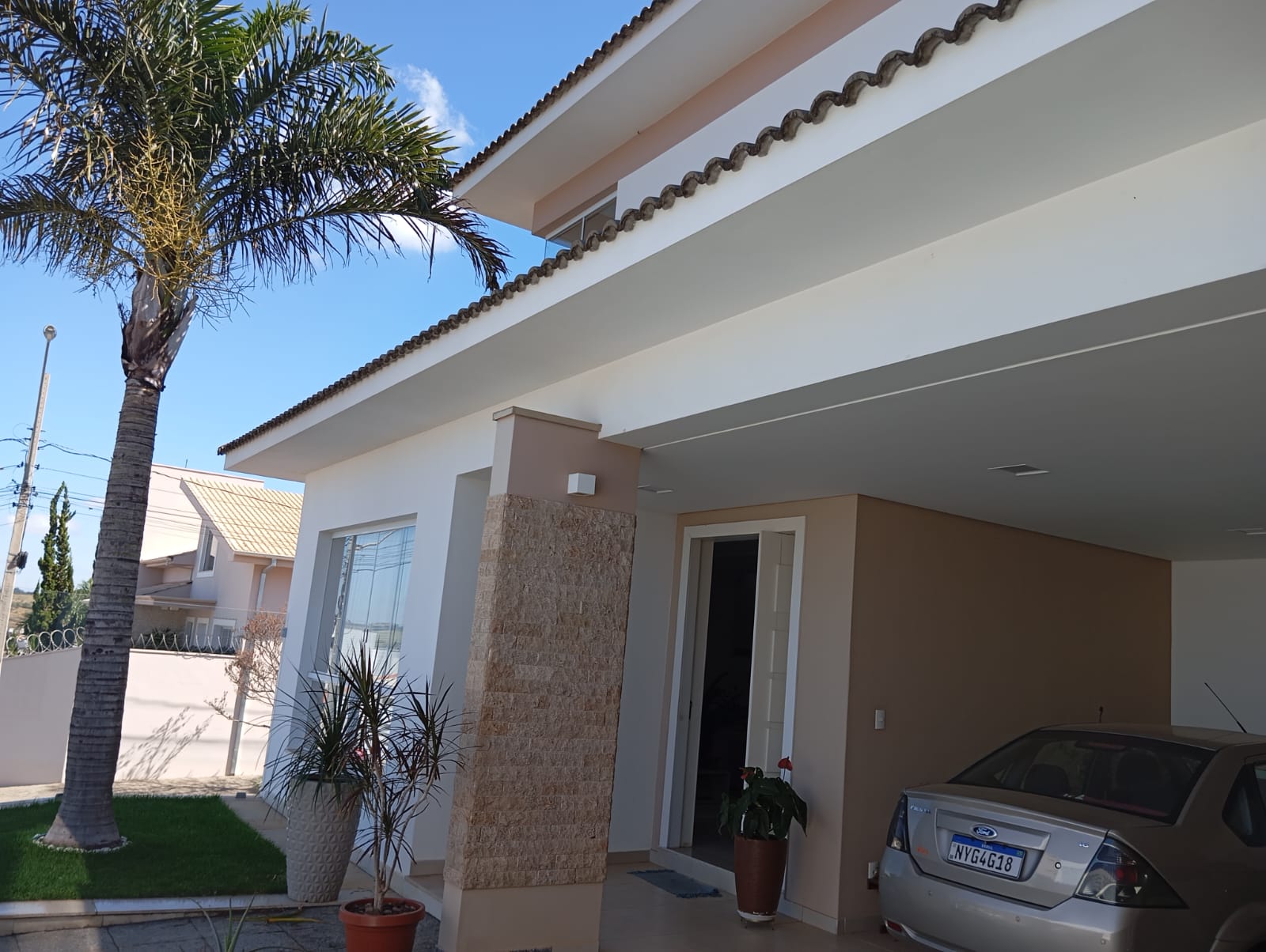 Belíssima casa à venda próximo da Rodoviária.Santa Cecília Imóveis