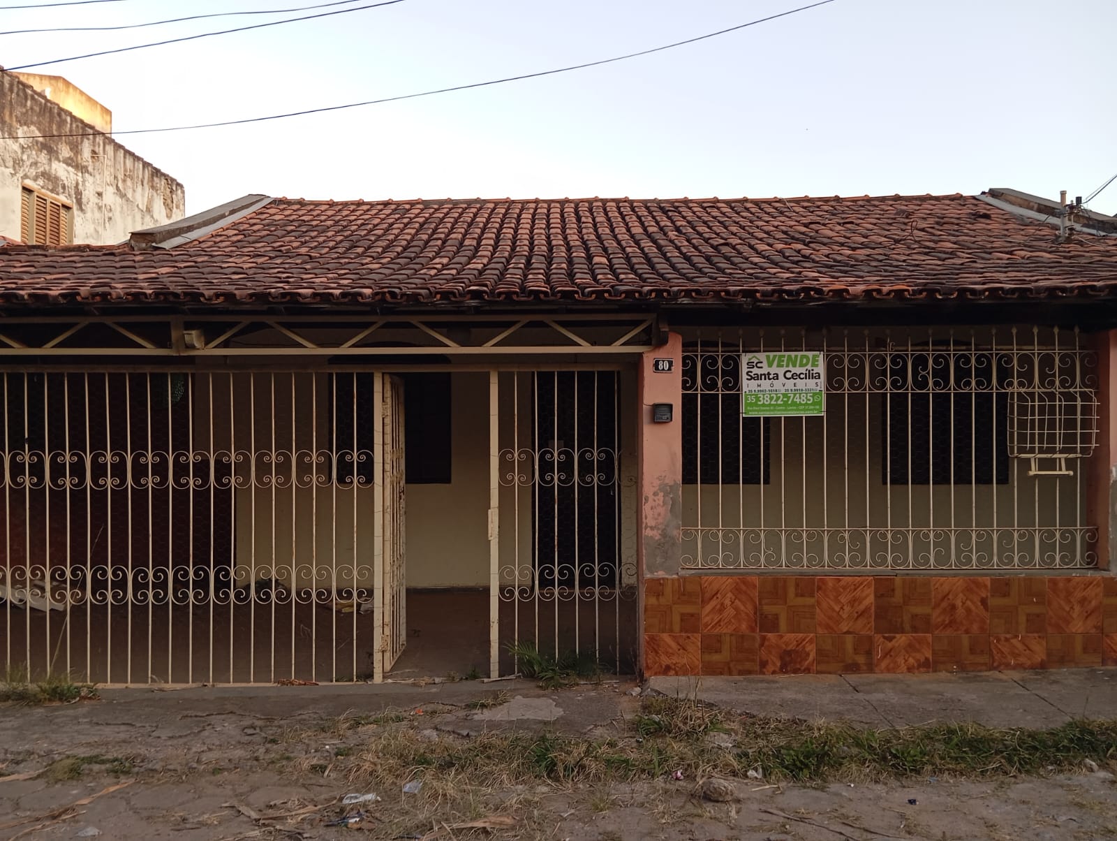CASA À VENDA NO PLANALTO/CASCALHOSanta Cecília Imóveis