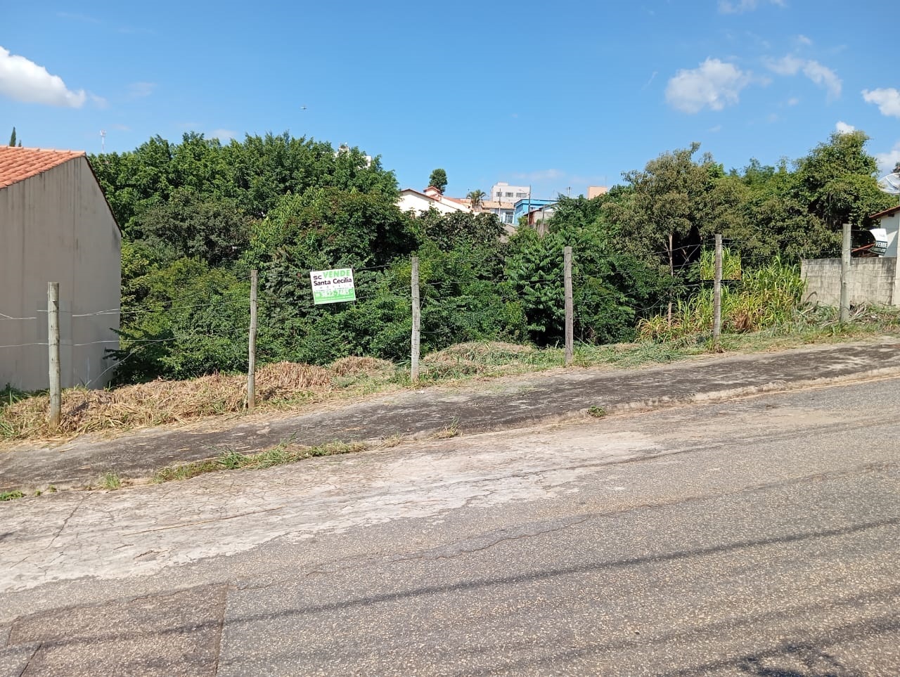 LOTES A VENDA NO BAIRRO ALPHAVILLESanta Cecília Imóveis