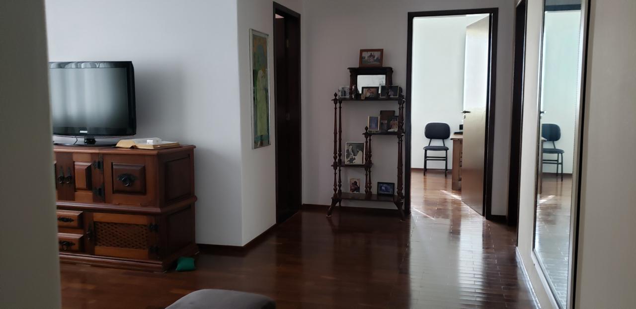 Excelente casa à venda condomínio Jardim das Palmeiras.Santa Cecília Imóveis