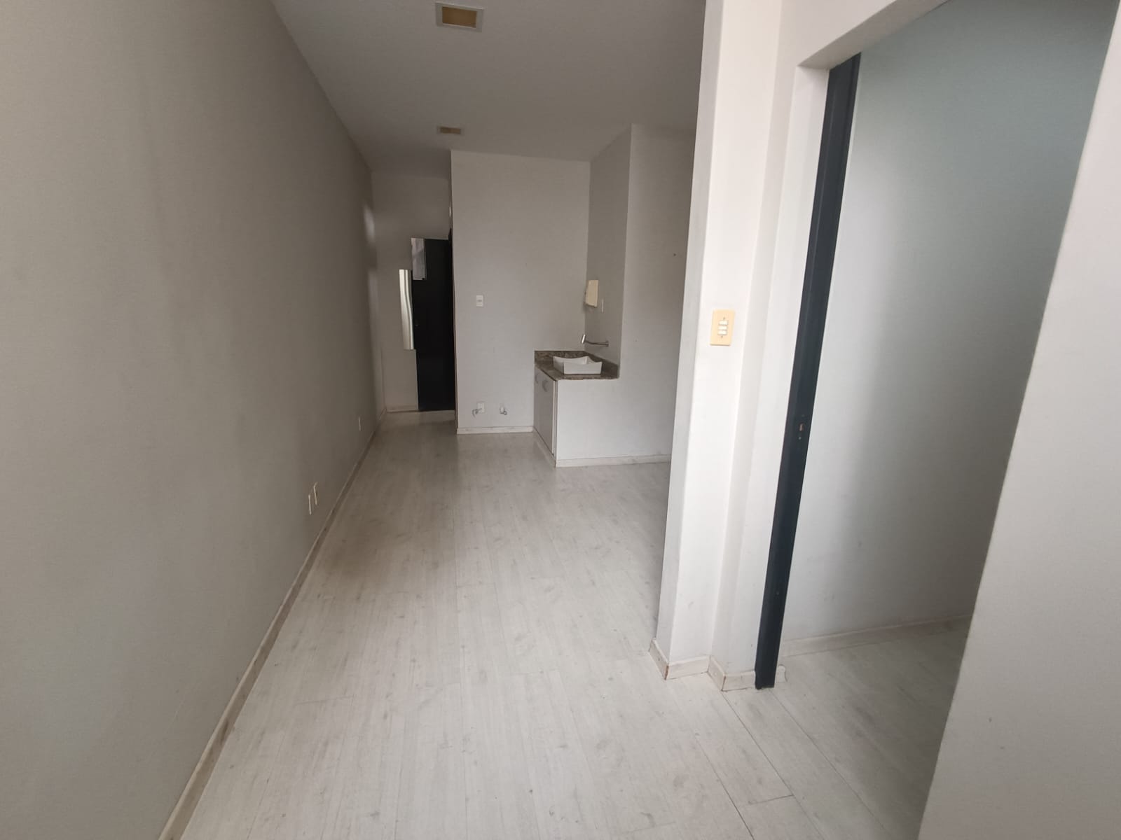 Sala Comercial à Venda no Centro da CidadeSanta Cecília Imóveis