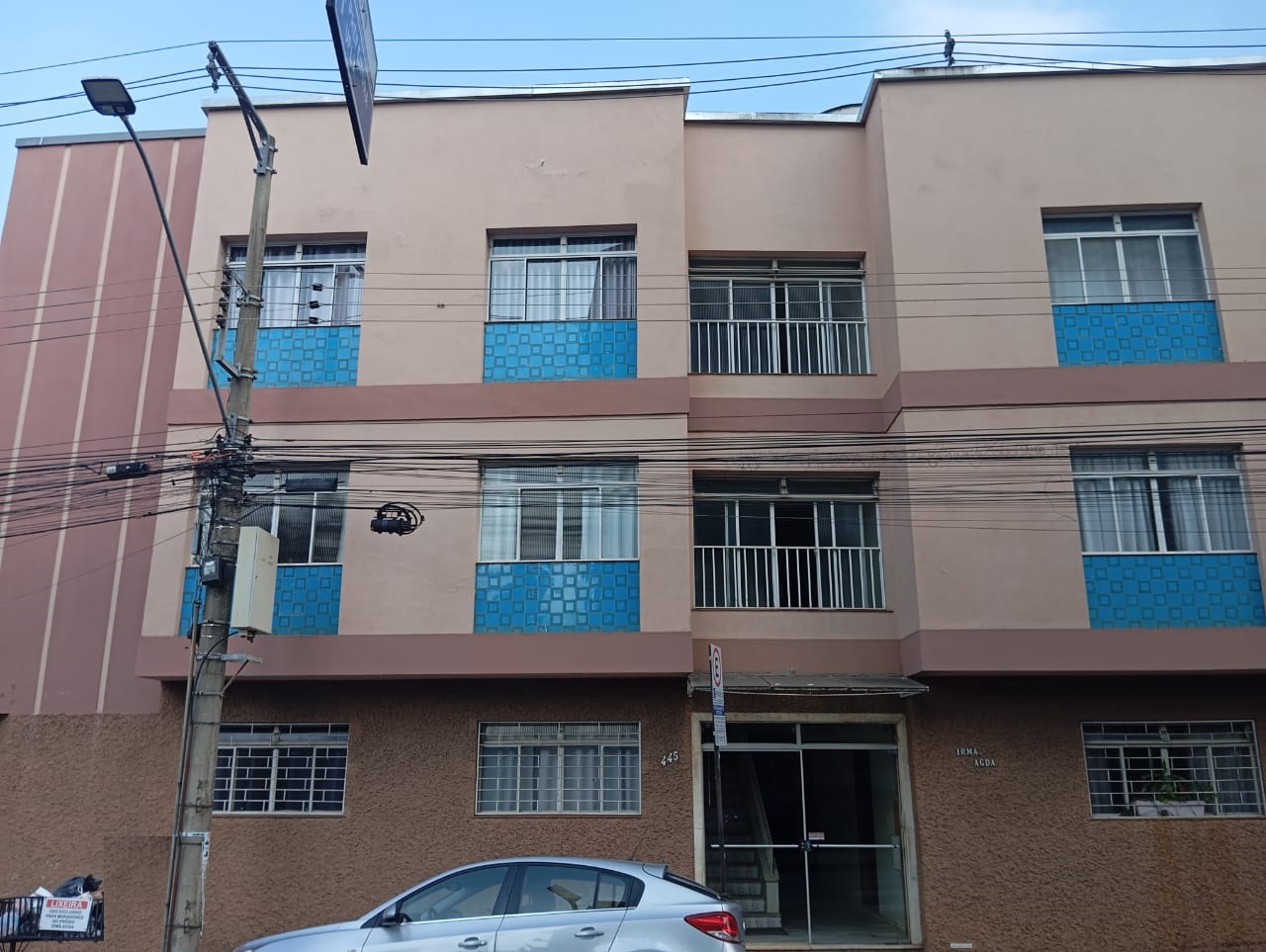 Apartamento em frente à Santa Casa, área privativa 104m².Santa Cecília Imóveis