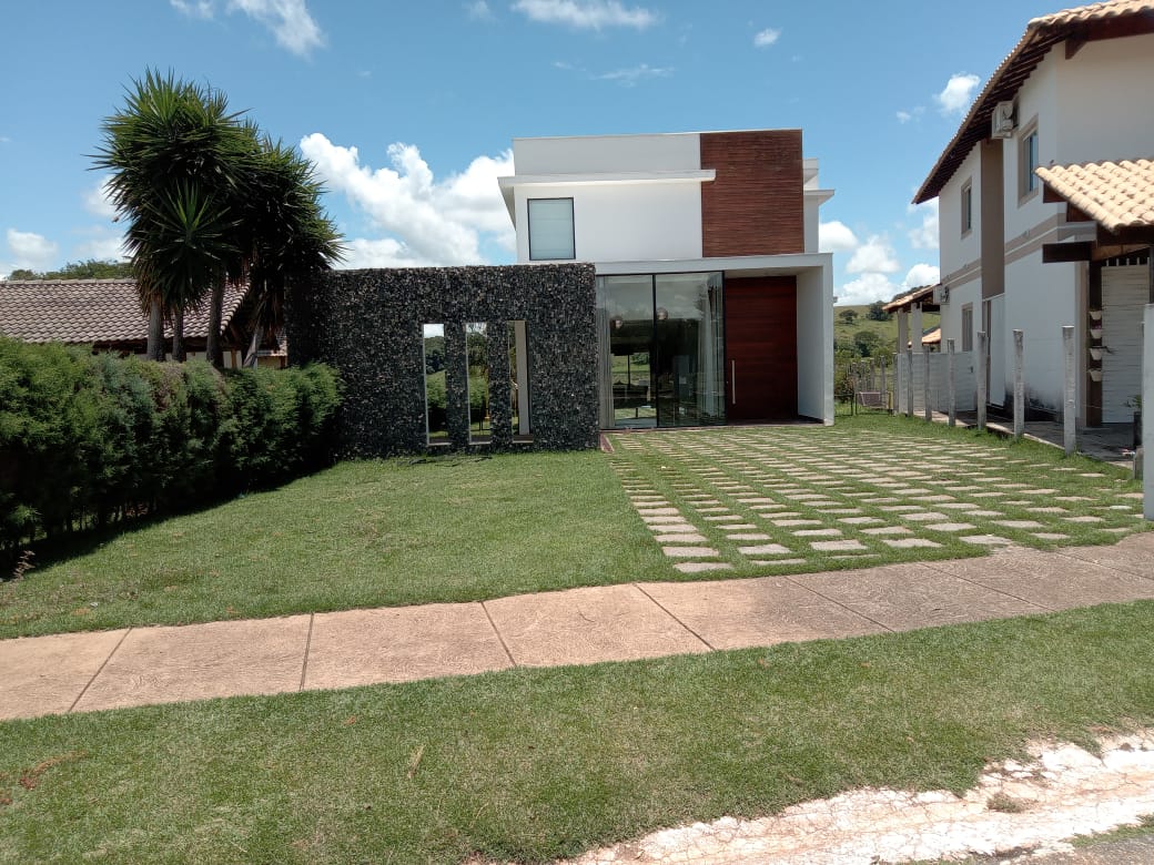 BELA CASA À VENDA NO CONDOMÍNIO NÁUTICO ILHA BRASILSanta Cecília Imóveis