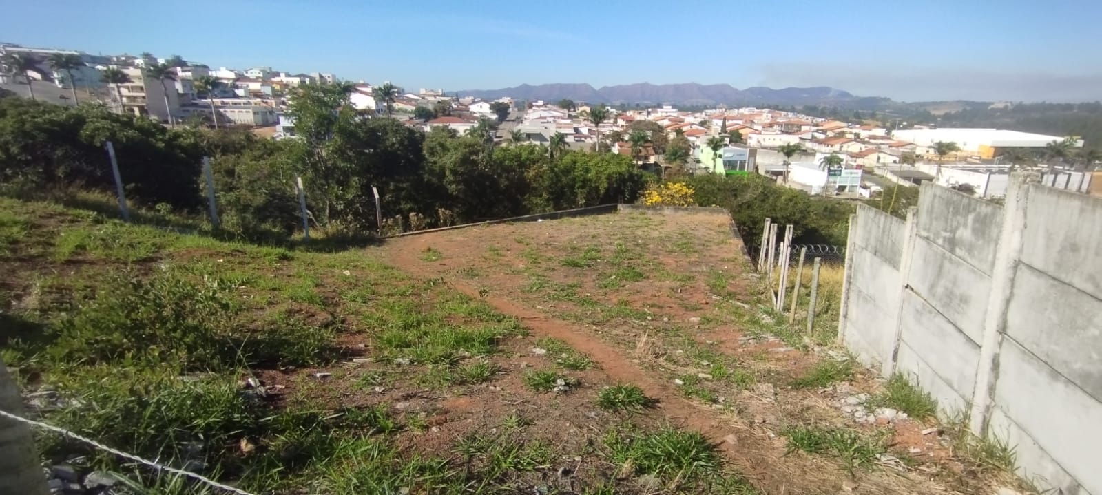 LOTE A VENDA NO BAIRRO OURO VERDESanta Cecília Imóveis