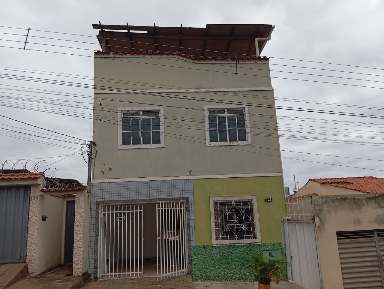 Apartamento à venda no bairro Jardim Floresta.Santa Cecília Imóveis