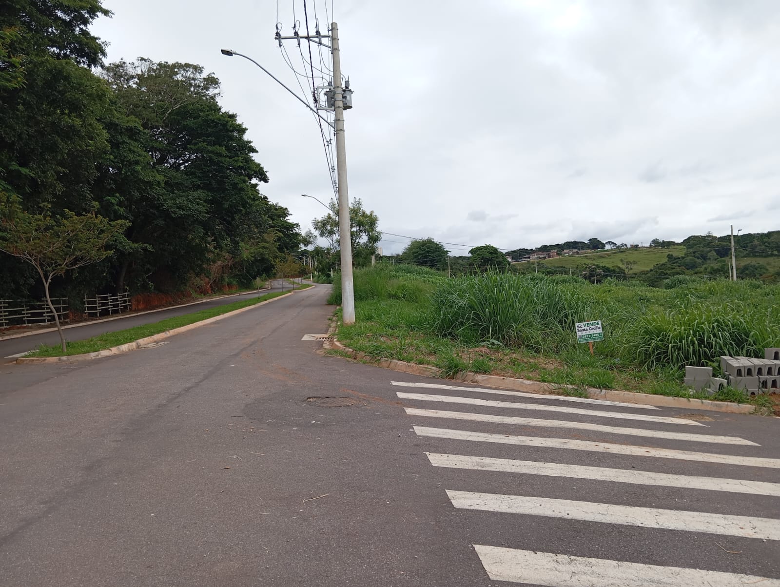 Reserva Real - Lote de esquina à venda, 300m².Santa Cecília Imóveis