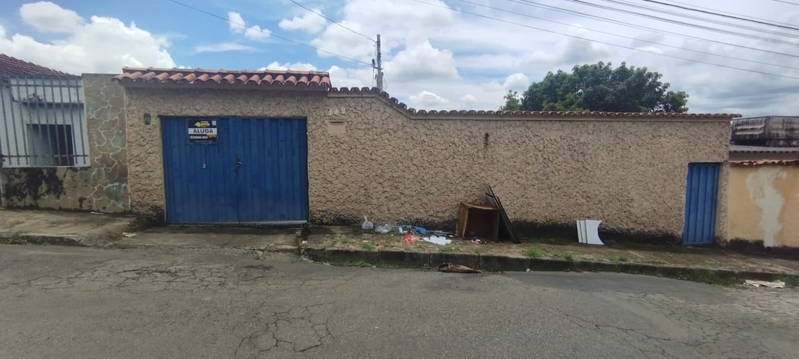 CASA A VENDA NO BAIRRO COSTA PINTOSanta Cecília Imóveis