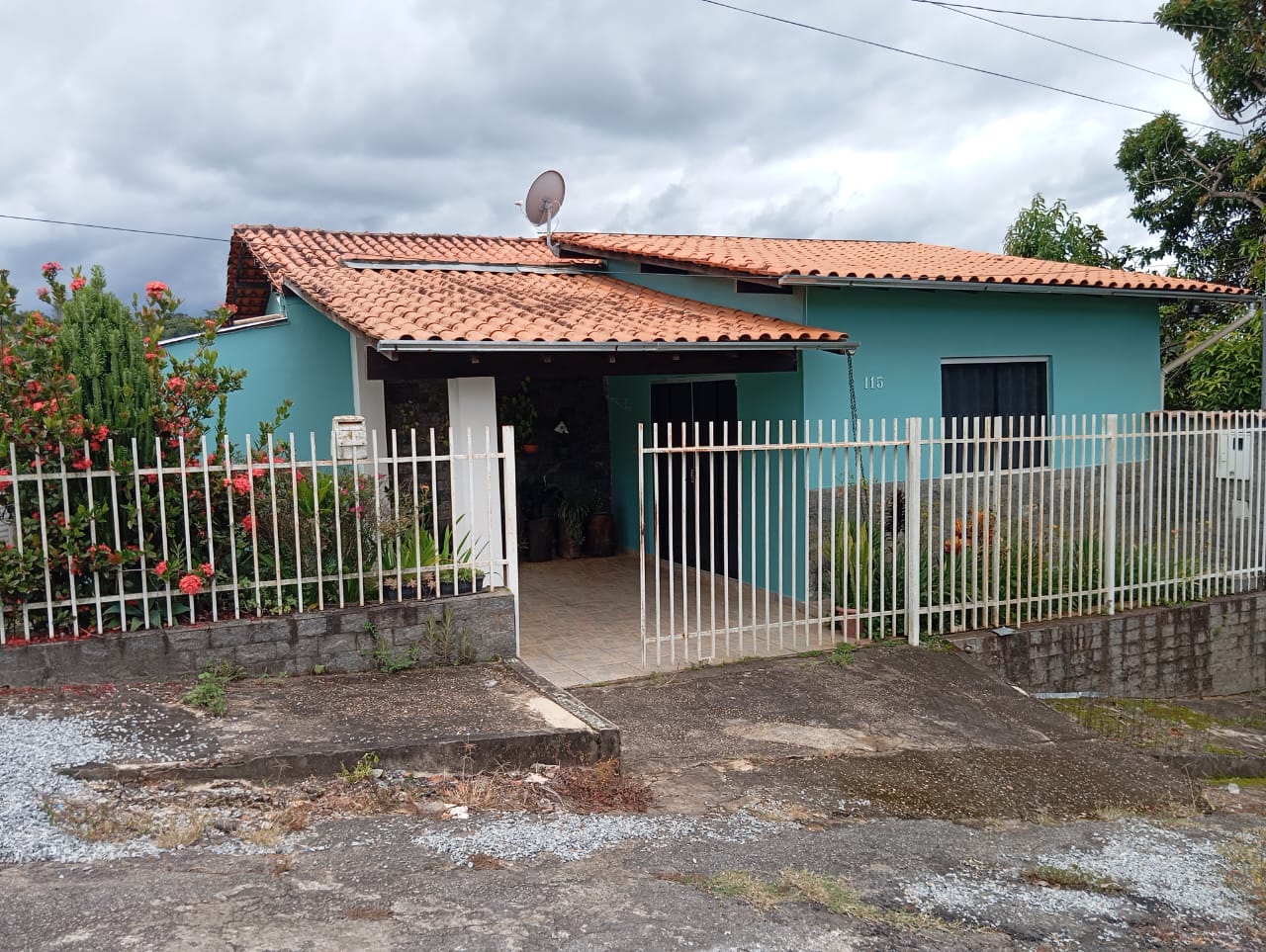 Casa à venda Ribeirão Vermelho. Área construída: 200m².Santa Cecília Imóveis