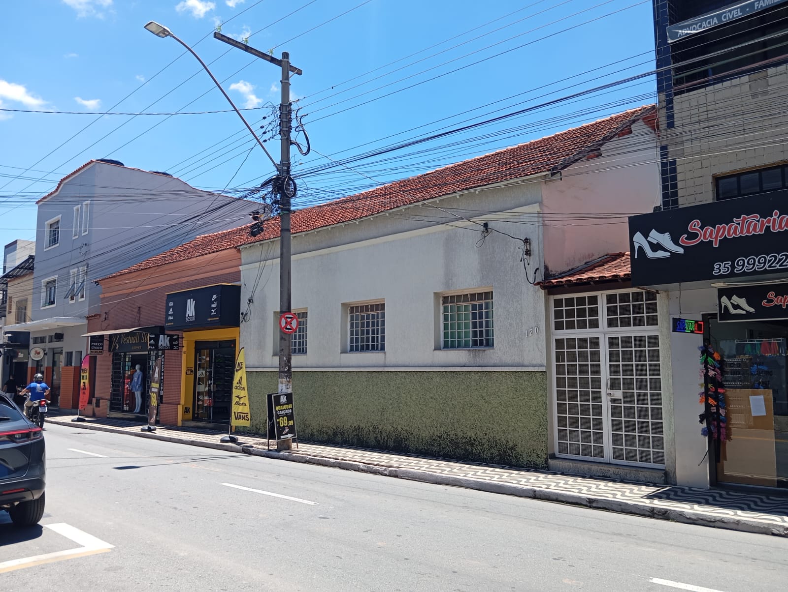 Imóvel residencial/comercial no Centro, lote: 323,70m².Santa Cecília Imóveis