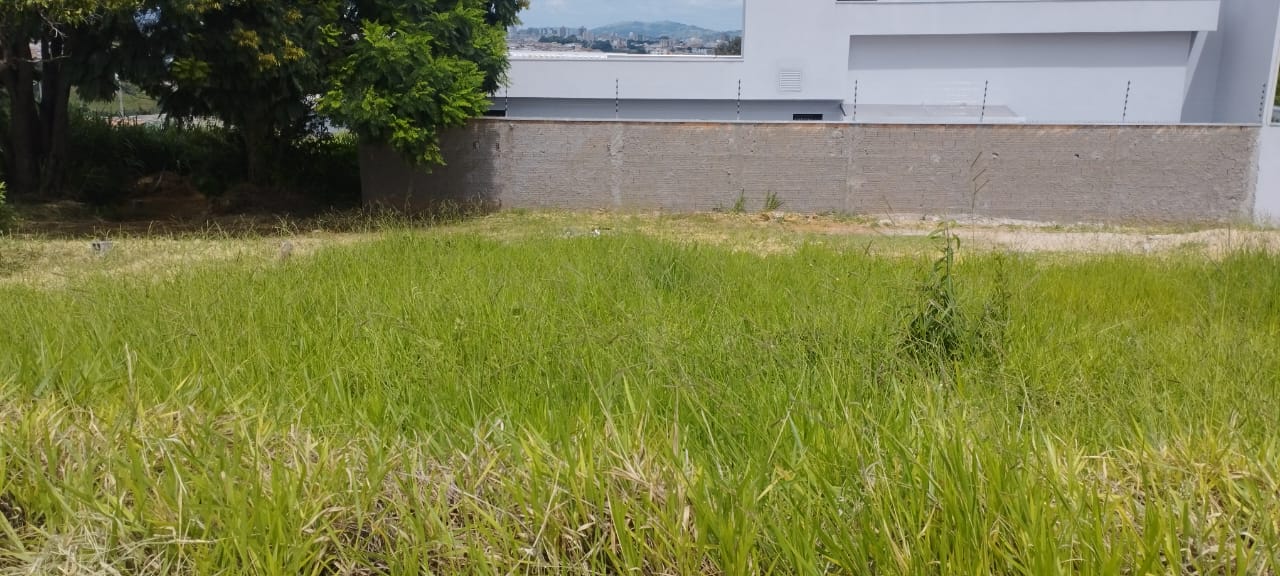 LOTE A VENDA NO ALTA VILLA LAVRASSanta Cecília Imóveis