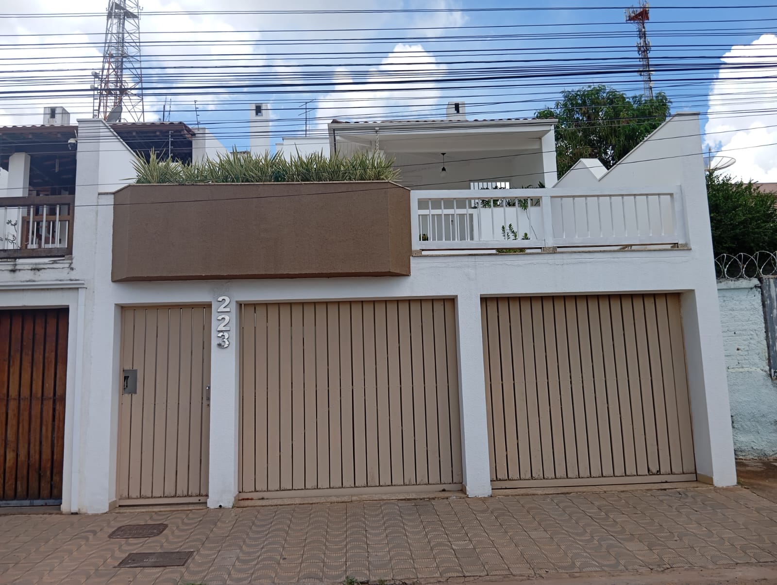 Excelente casa à venda na região Central, área construída: 318,48m².Santa Cecília Imóveis