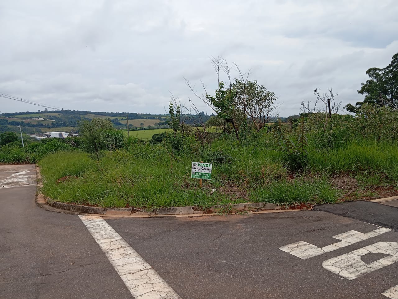LOTE A VENDA NO ALTAVILLA LAVRAS, 320m².Santa Cecília Imóveis
