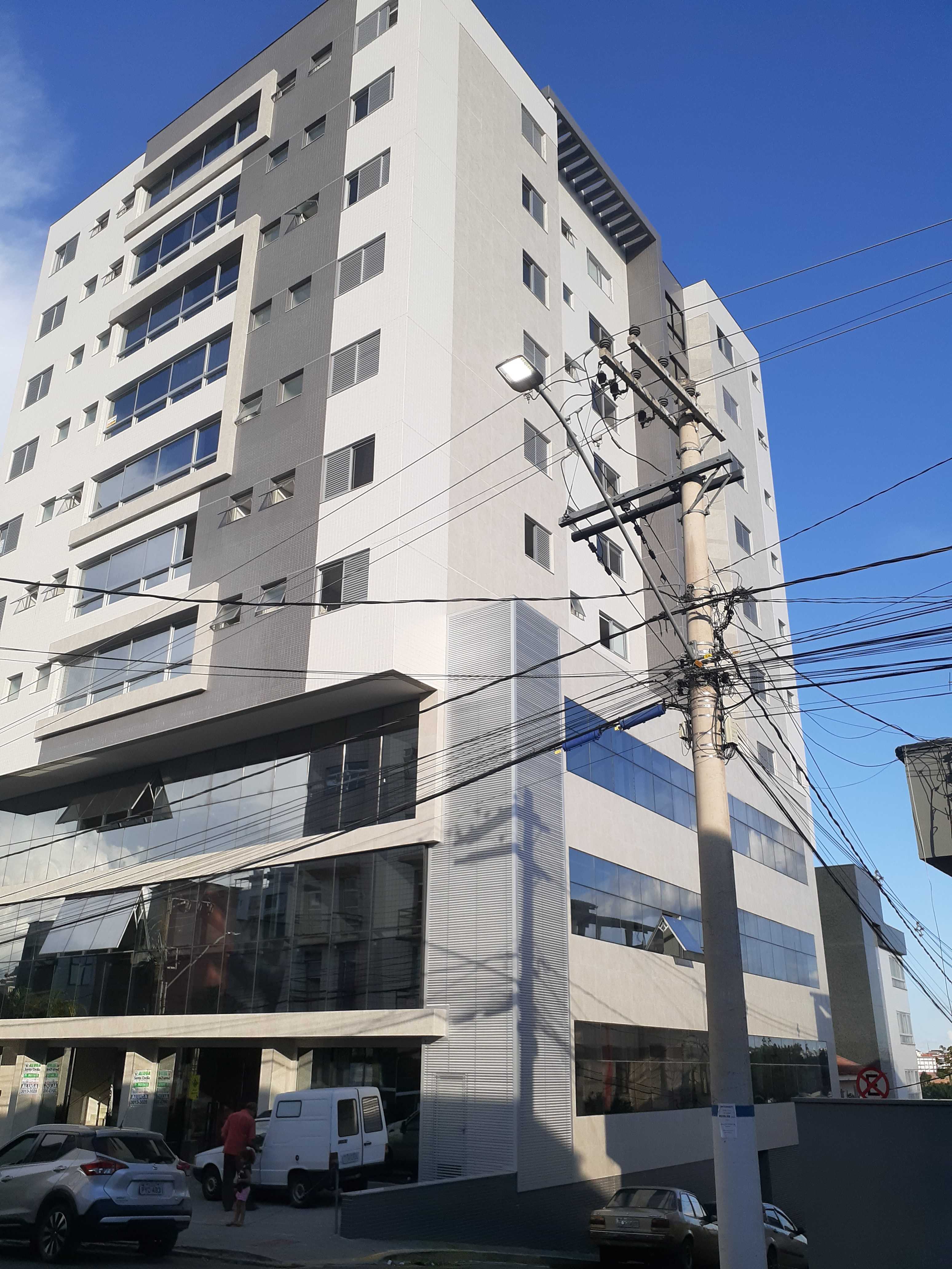 APARTAMENTO A VENDA NO CENTROSanta Cecília Imóveis