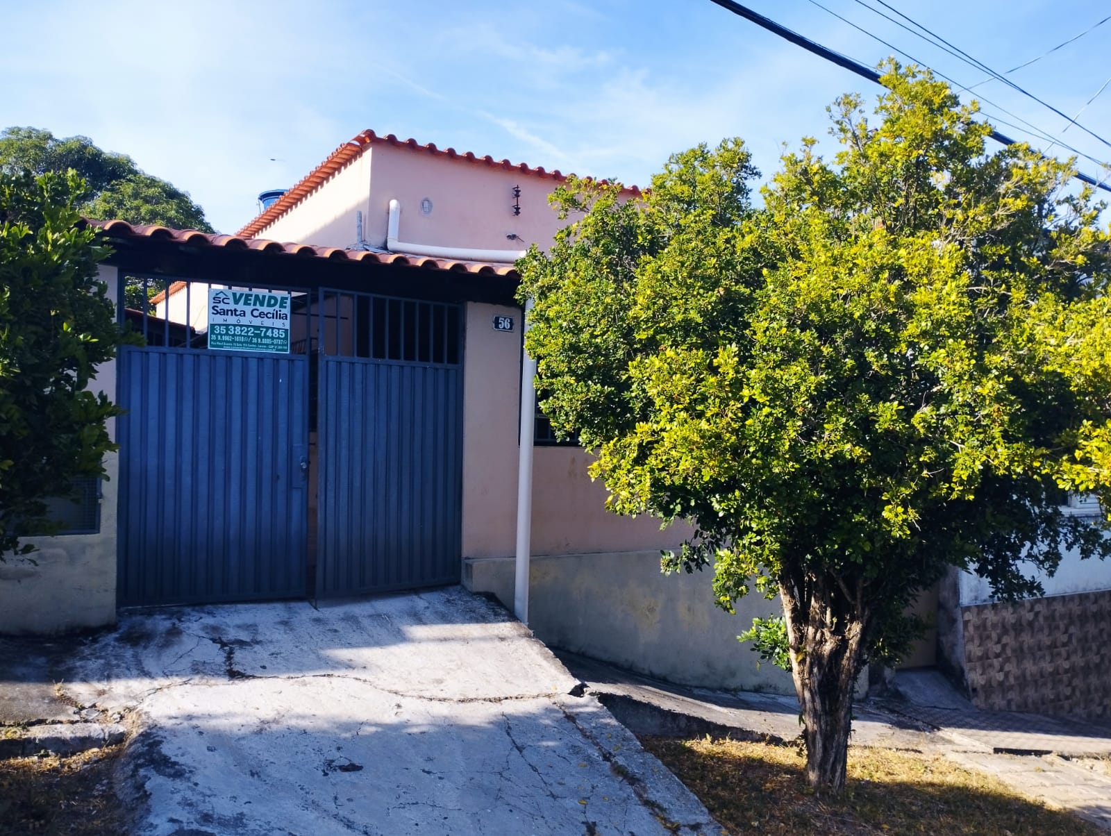 CASA À VENDA EM RIBEIRÃO VERMELHOSanta Cecília Imóveis
