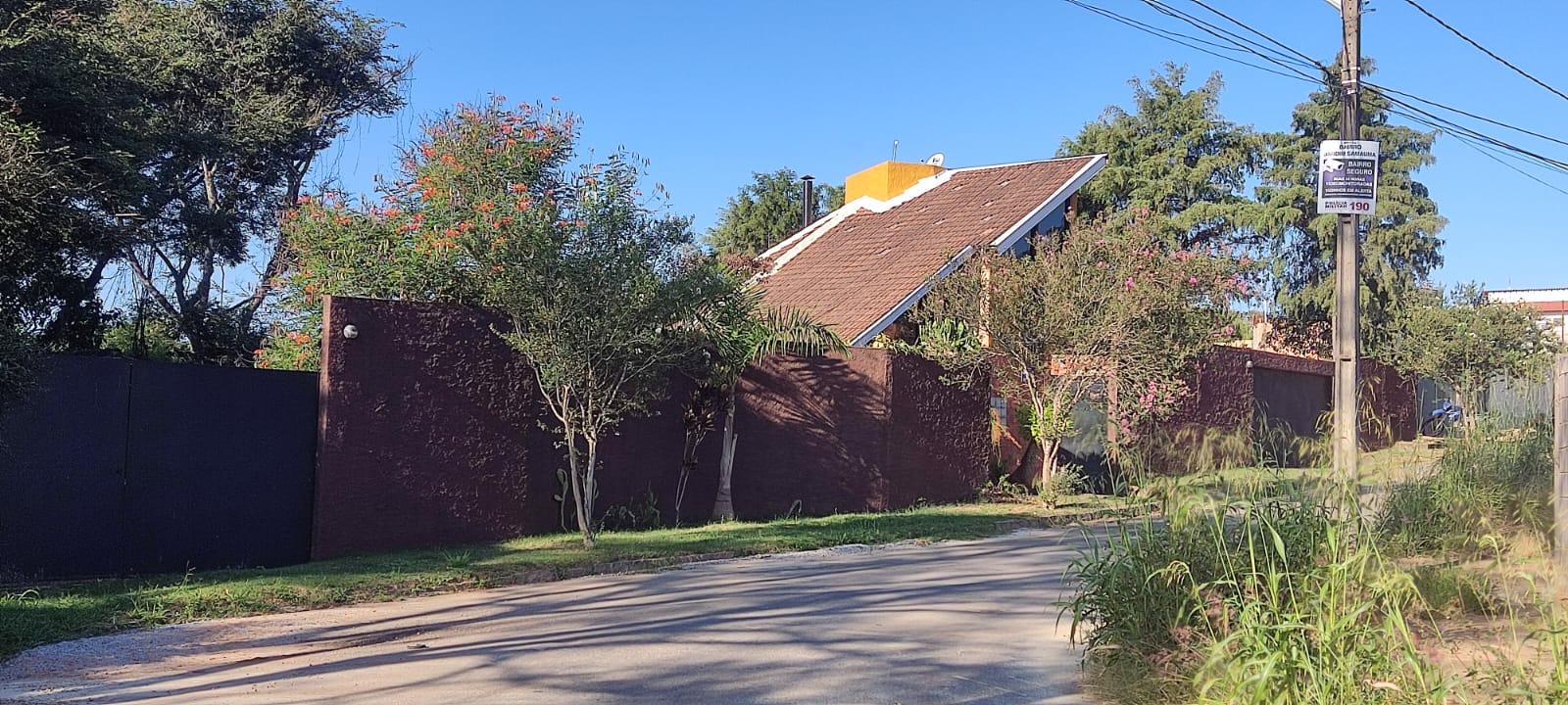 CASA À VENDA NO SAMAÚMASanta Cecília Imóveis