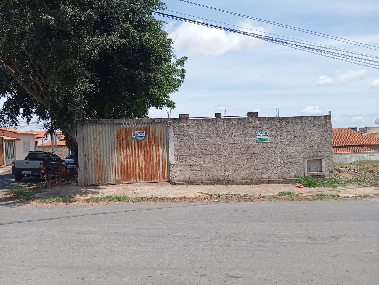 Lote à venda colinas da Serra, todo murado.Santa Cecília Imóveis