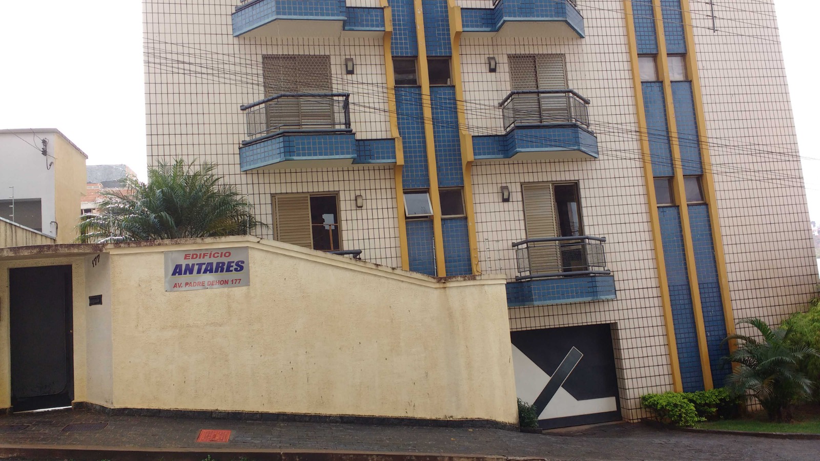 APARTAMENTO A VENDA NO CENTRO Santa Cecília Imóveis