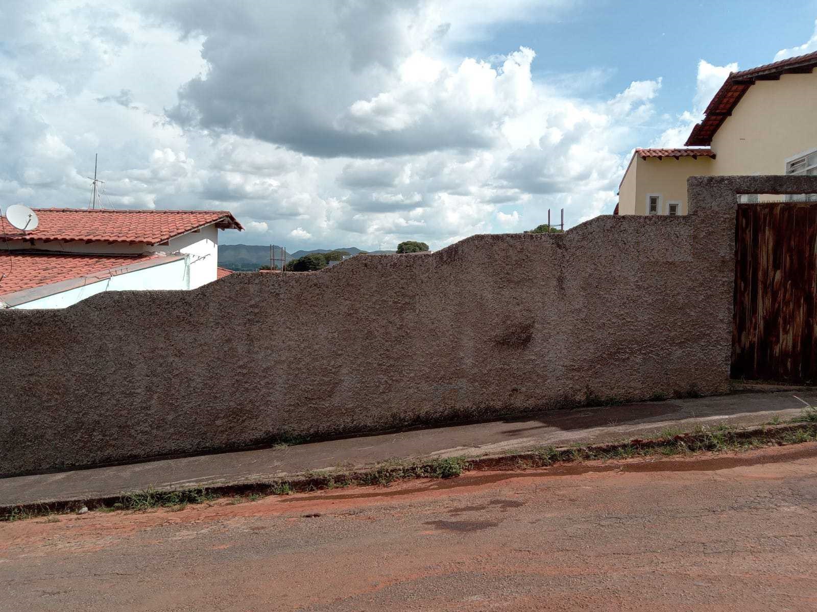 Cruzeiro do Sul - Lote à venda - 280m².Santa Cecília Imóveis