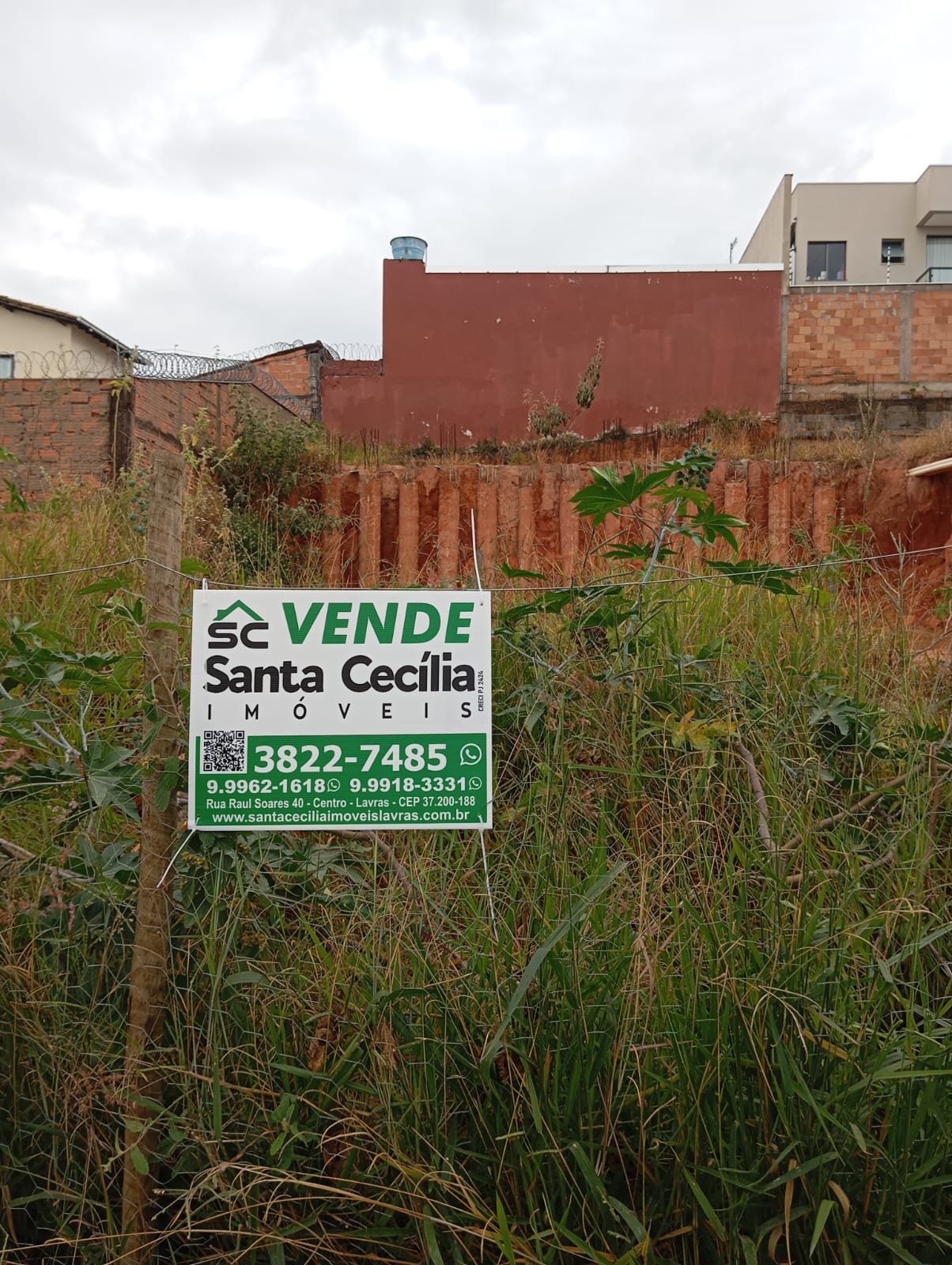 Ouro verde - Lote à venda com bate estaca pronto. 300m².Santa Cecília Imóveis