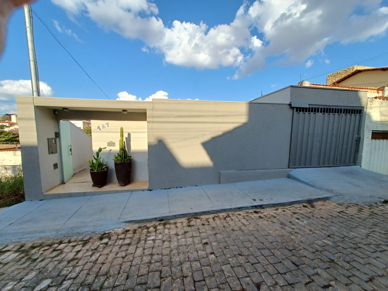 CASA BOA A VENDA NO CENTRO, PERTO DA SELTSanta Cecília Imóveis