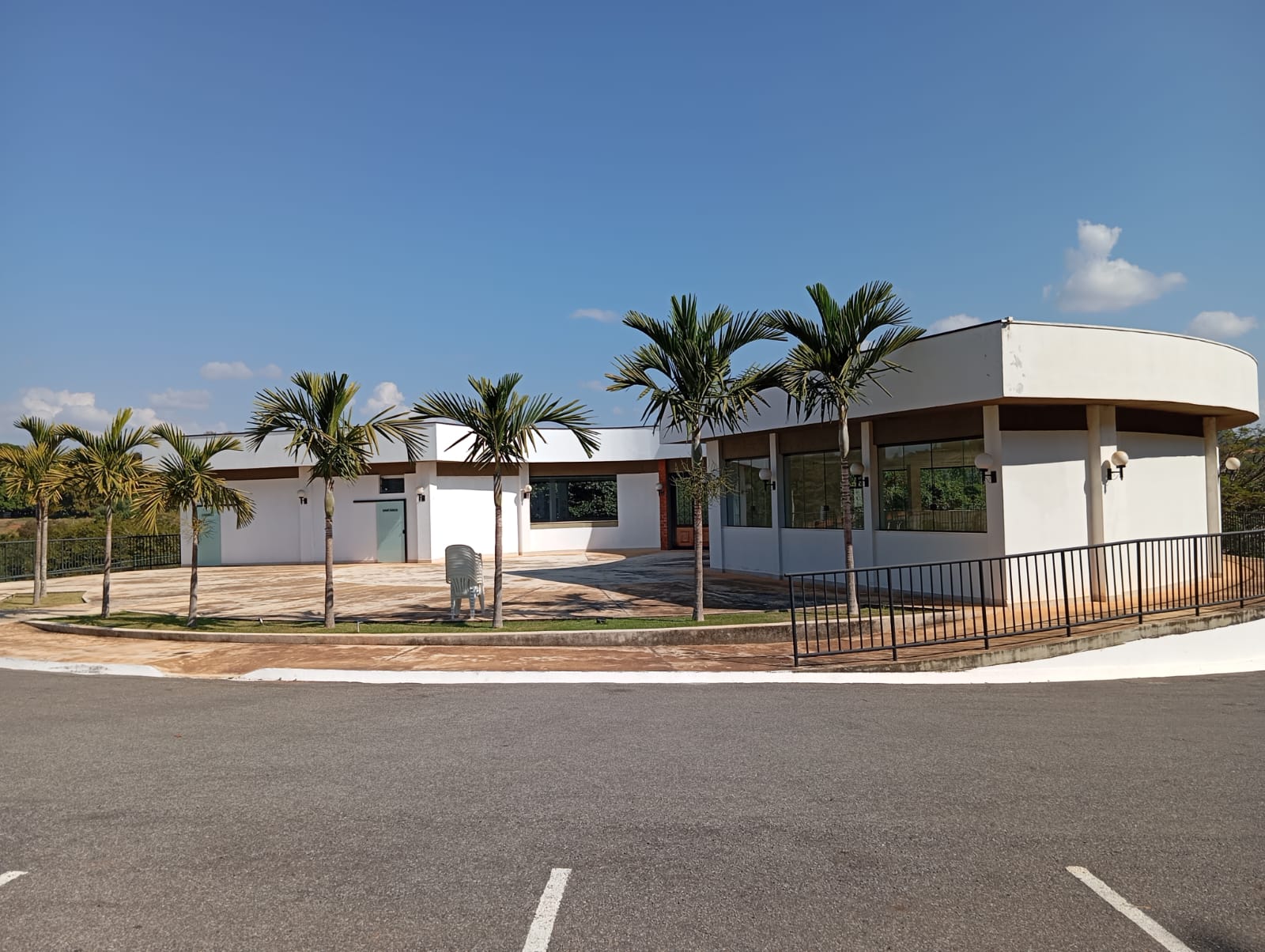 LOTE A VENDA NO CONDOMÍNIO MONTSERRATSanta Cecília Imóveis