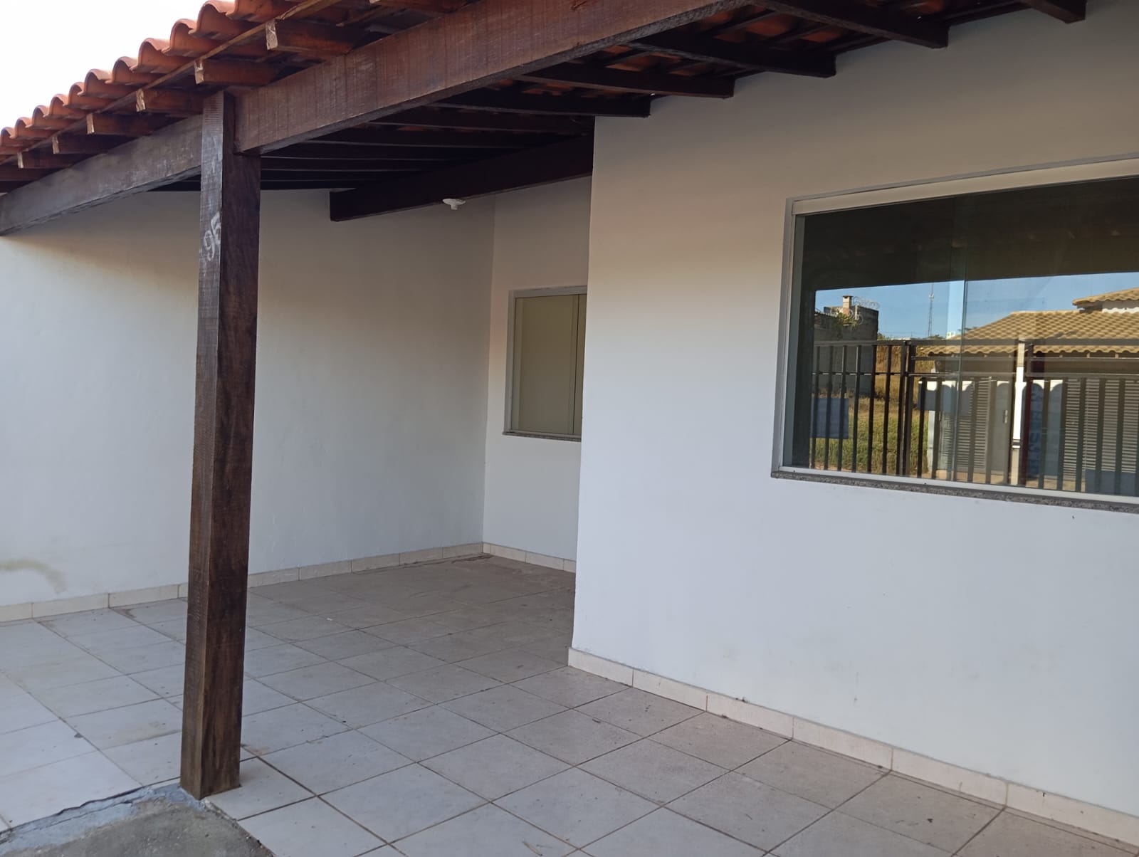 Casa à venda bairro Magnólias II, ótima localização.Santa Cecília Imóveis