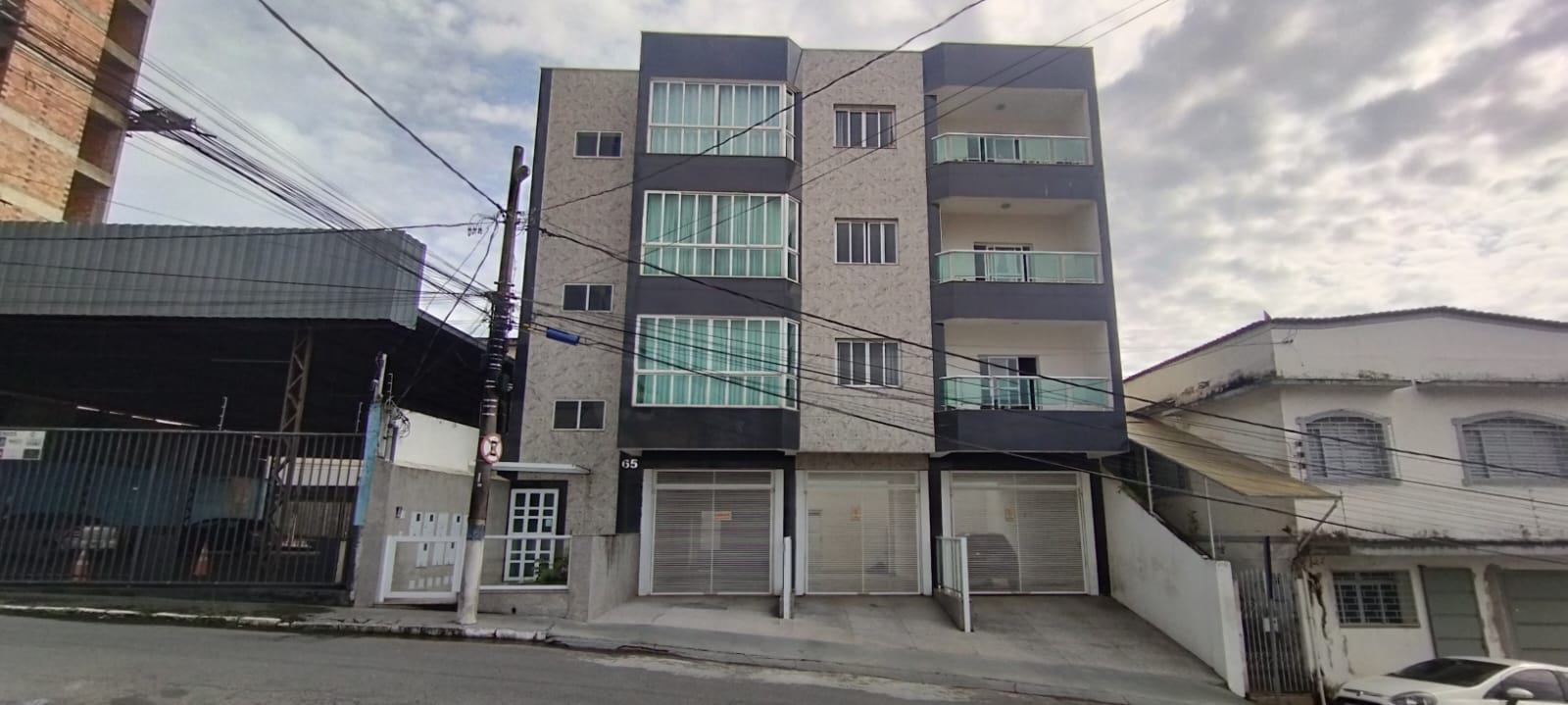 APARTAMENTO A VENDA NO CENTROSanta Cecília Imóveis