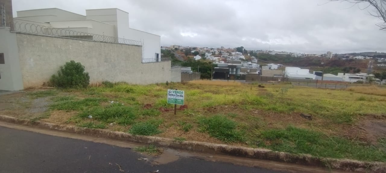 Lote à venda no bairro Residencial Santana.Santa Cecília Imóveis