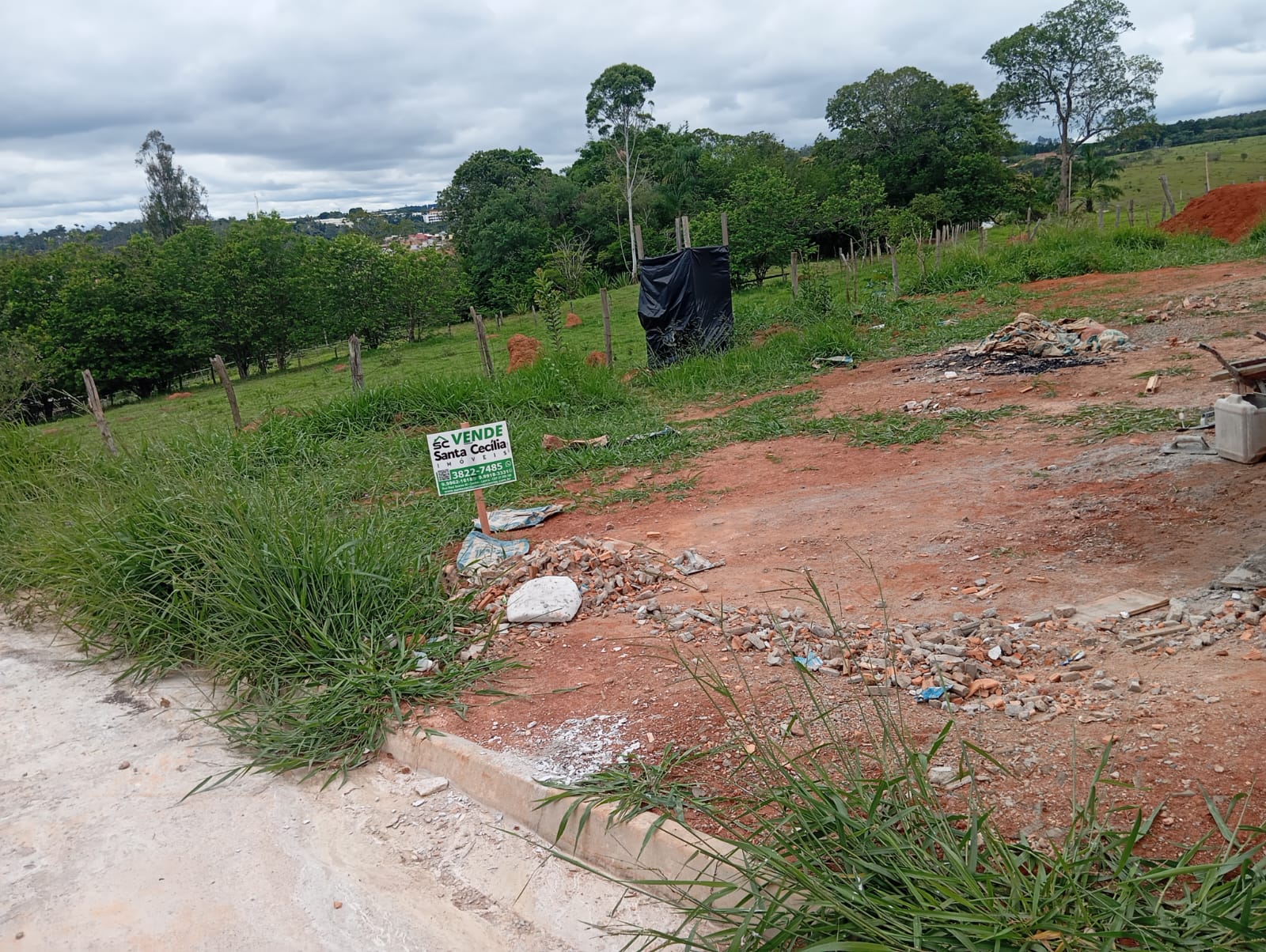 Lote à venda Parque Leste, 309,59m², boa topografia.Santa Cecília Imóveis