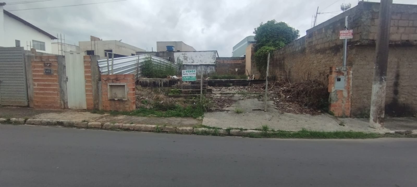 LOTE A VENDA NA VILA SÃO FRANCISCOSanta Cecília Imóveis