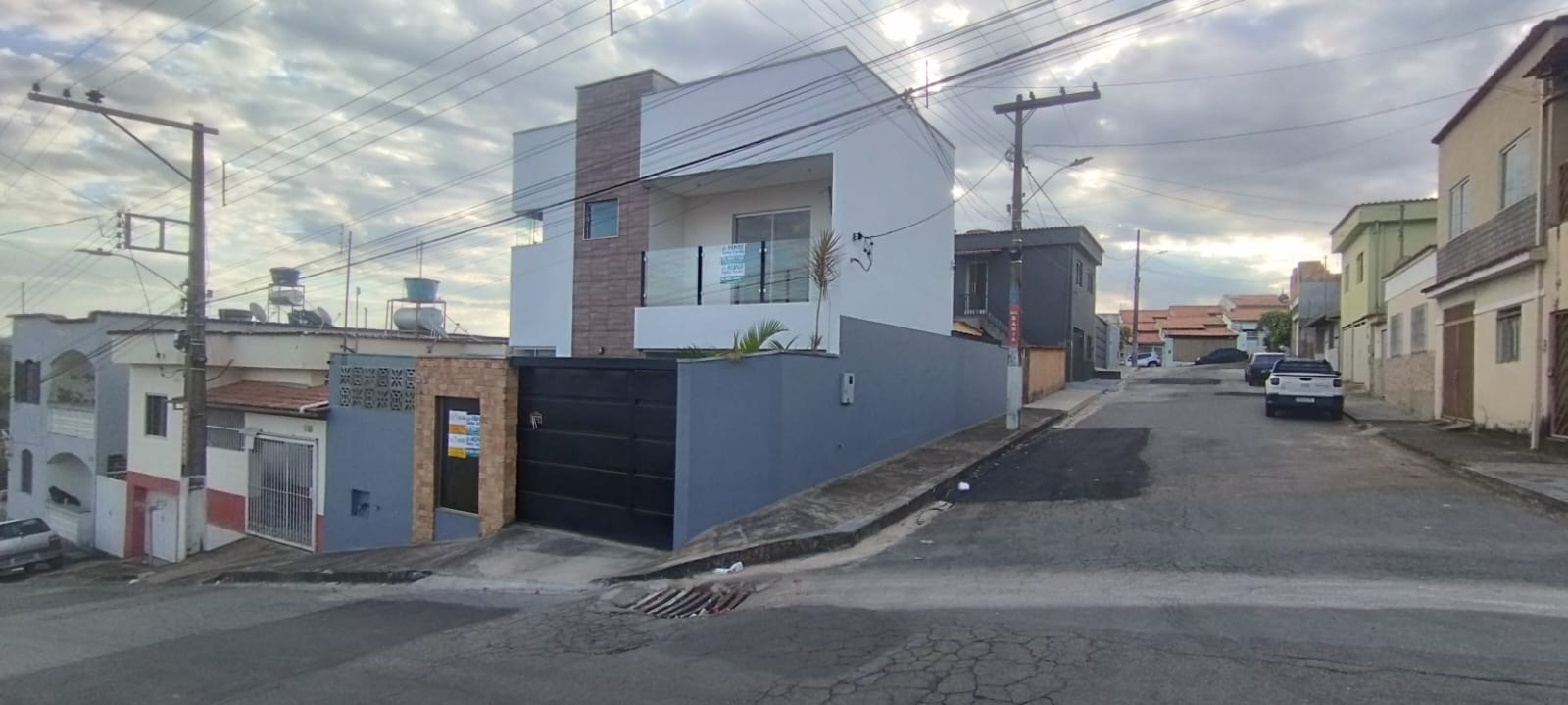 CASA À VENDA NO BAIRRO PEDRO SILVESTRESanta Cecília Imóveis