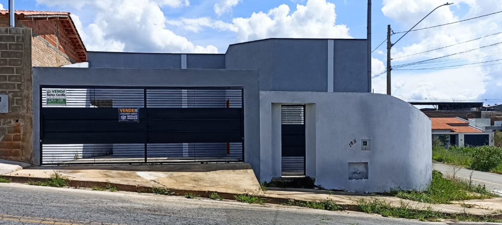 Casa nova no Residencial Jardins, área construída: 105m².Santa Cecília Imóveis