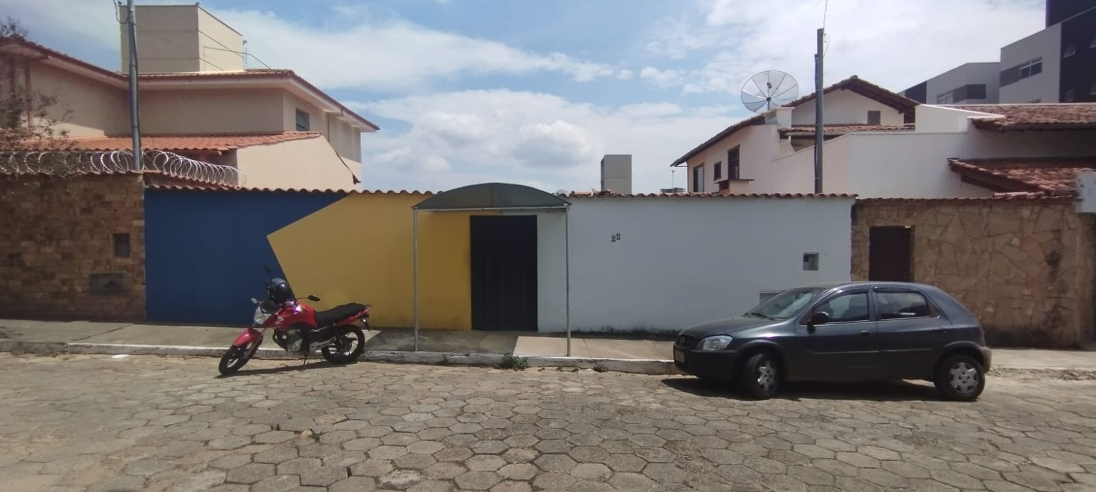 CASA À VENDA NO CENTROSanta Cecília Imóveis