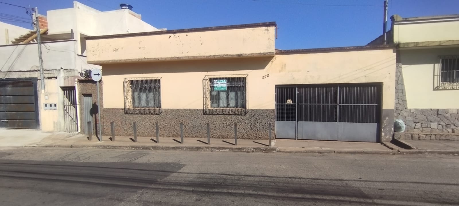 CASA À VENDA NO BAIRRO VILA VILELASanta Cecília Imóveis