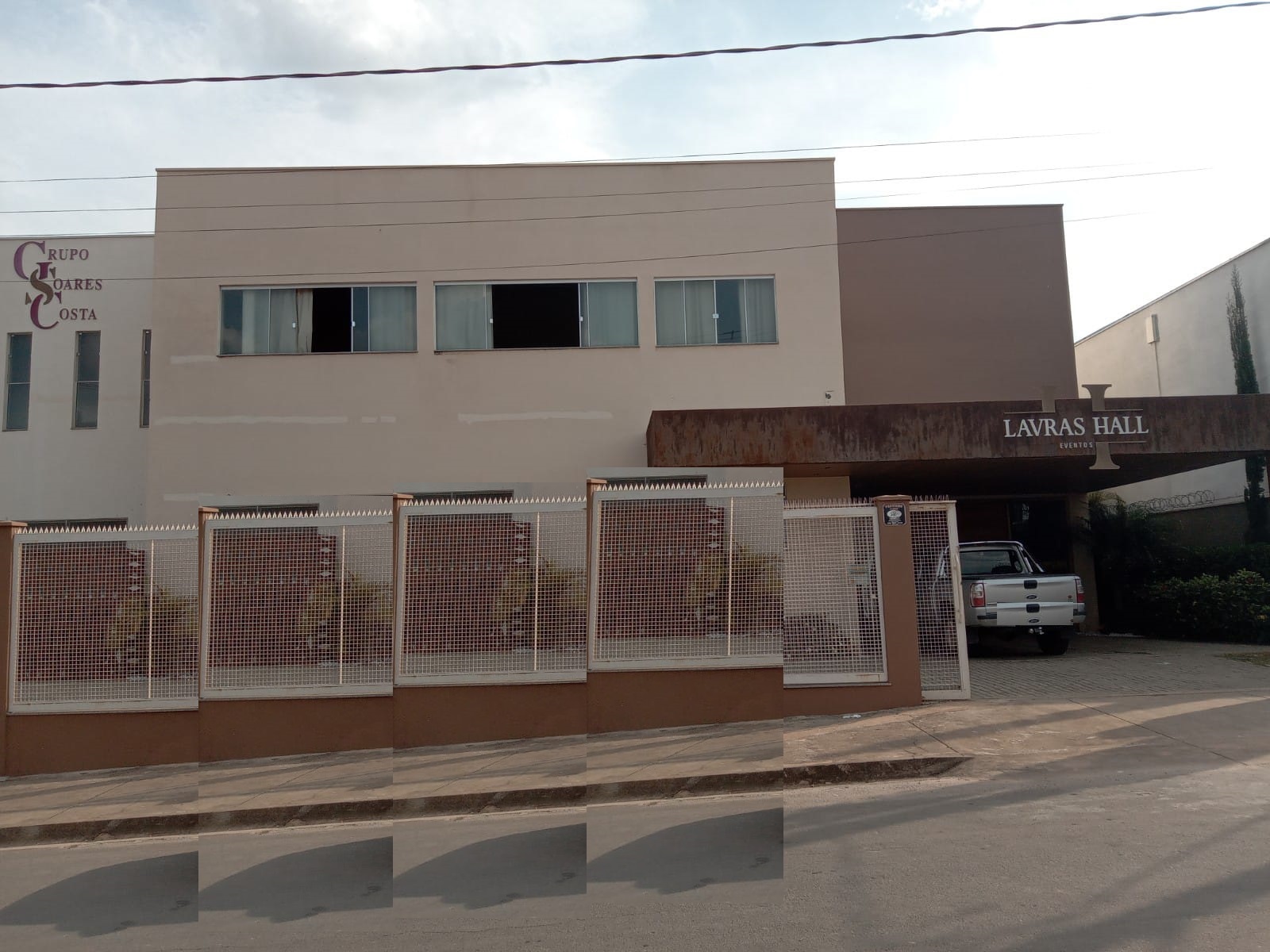 Espaço para festas à venda no Centro Empresarial de Lavras - MG.Santa Cecília Imóveis