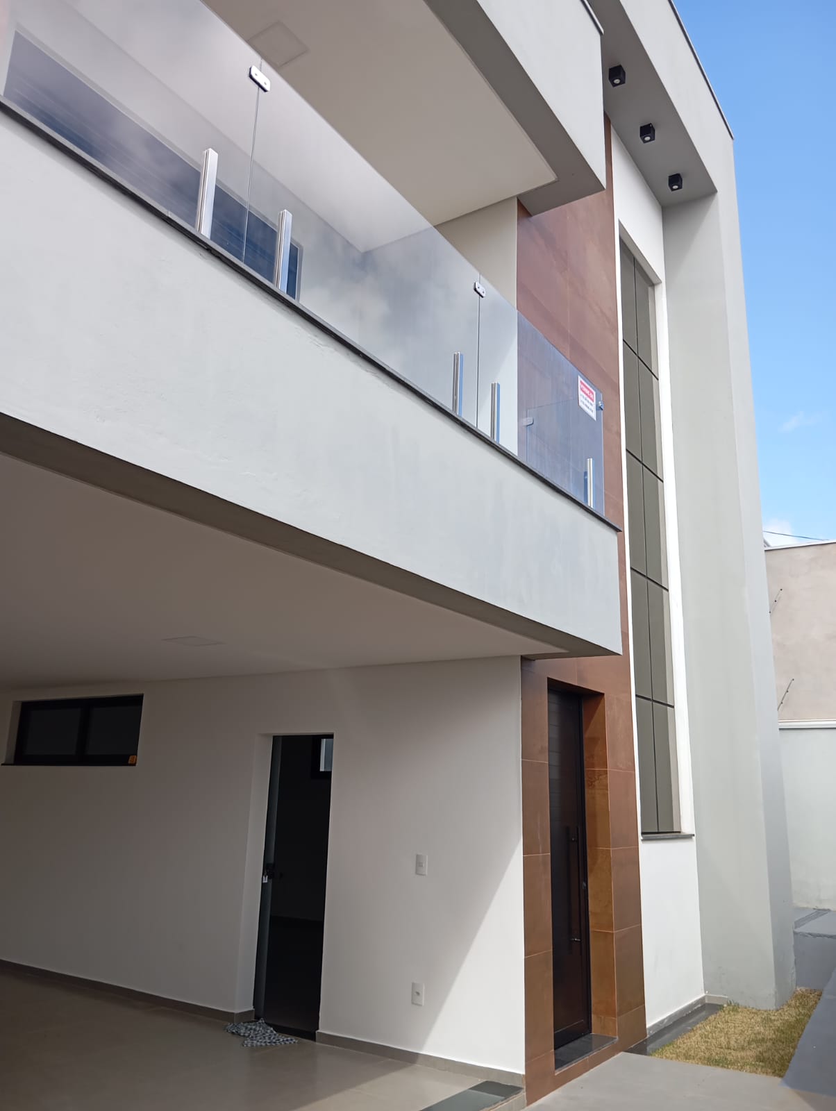 Casa alto padrão de acabamento Residencial Santana.Santa Cecília Imóveis