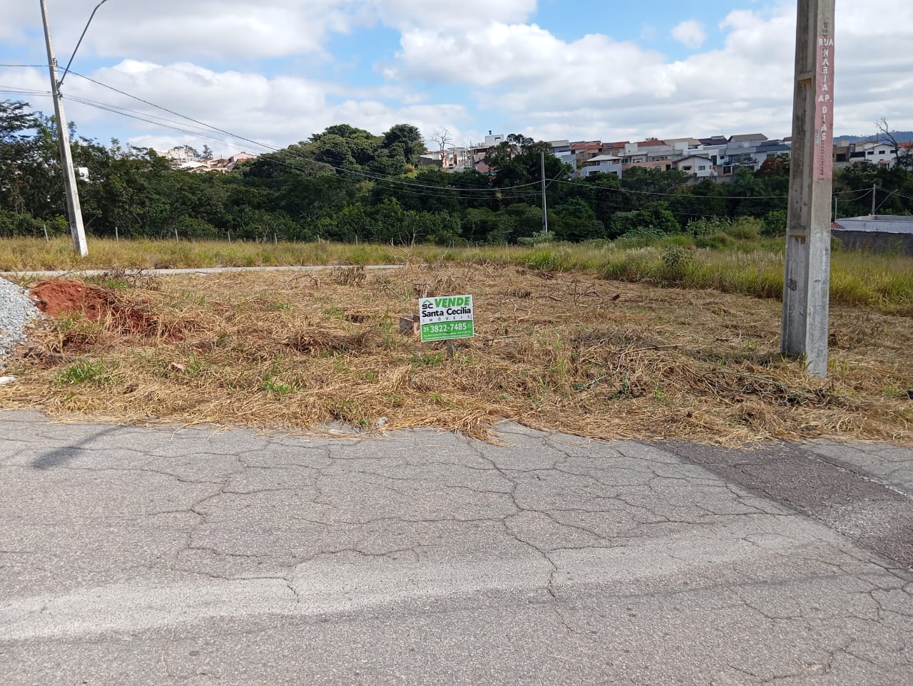 Lote à venda no bairro Morada do Sol III.Santa Cecília Imóveis