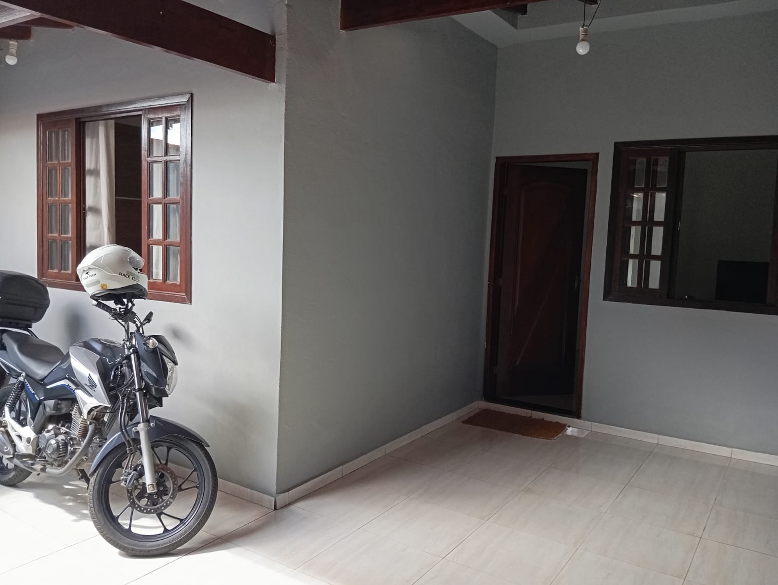 Casa usada à venda bairro Vila Rica. Lote 150m².Santa Cecília Imóveis