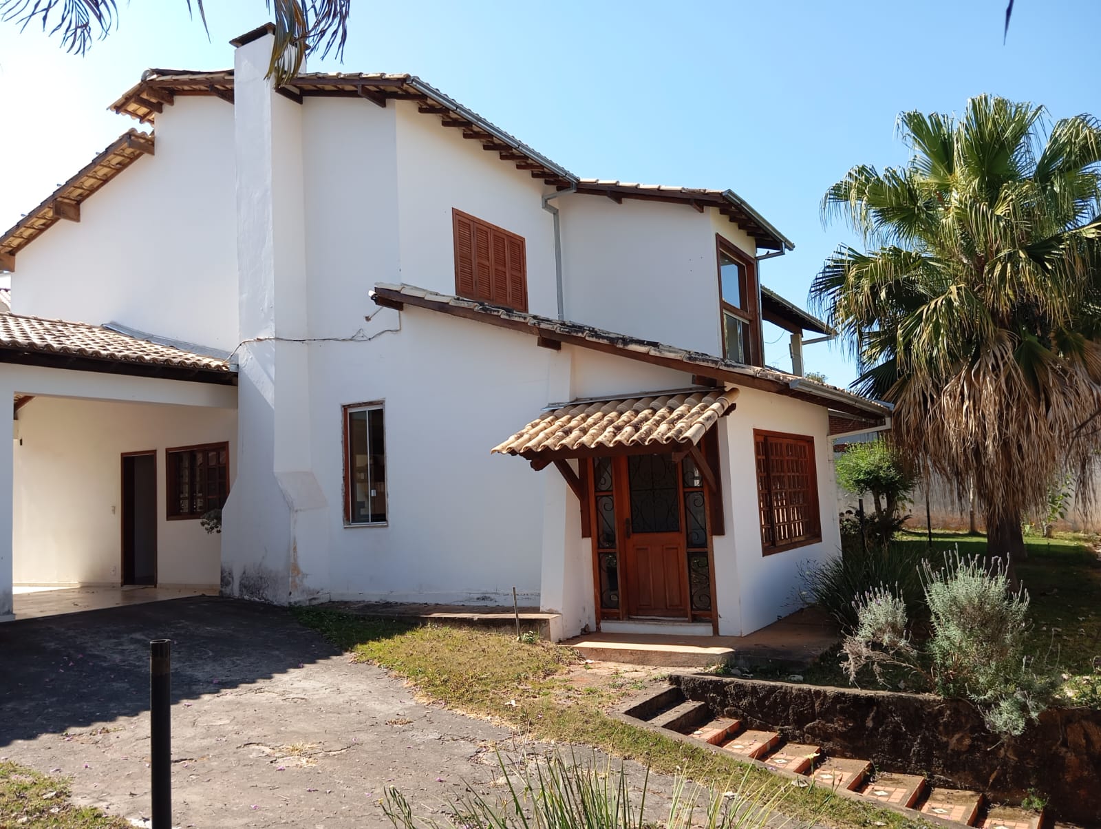 Casa à venda, lote 740m², bairro Jardim Europa.Santa Cecília Imóveis