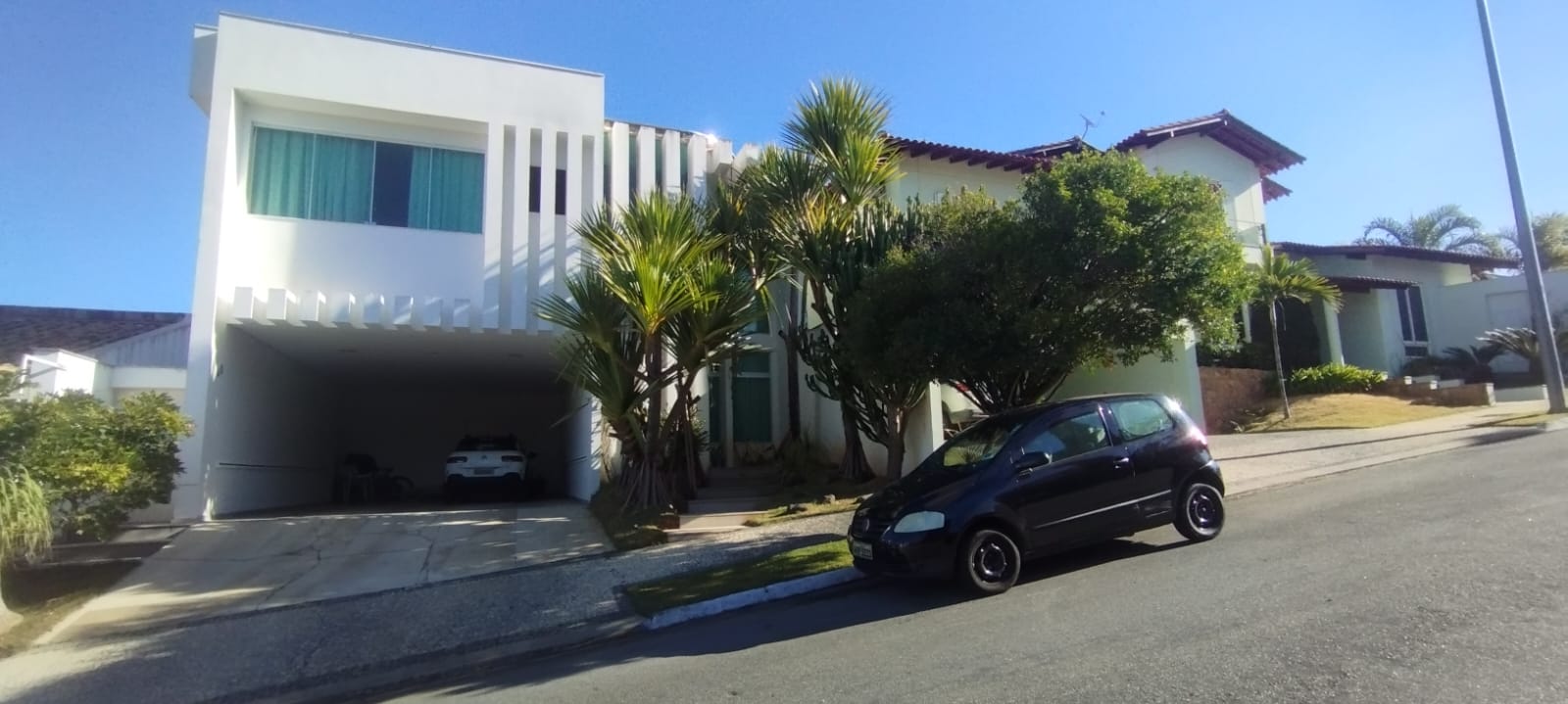 CASA À VENDA NO CONDOMÍNIO STONE VILAGESanta Cecília Imóveis