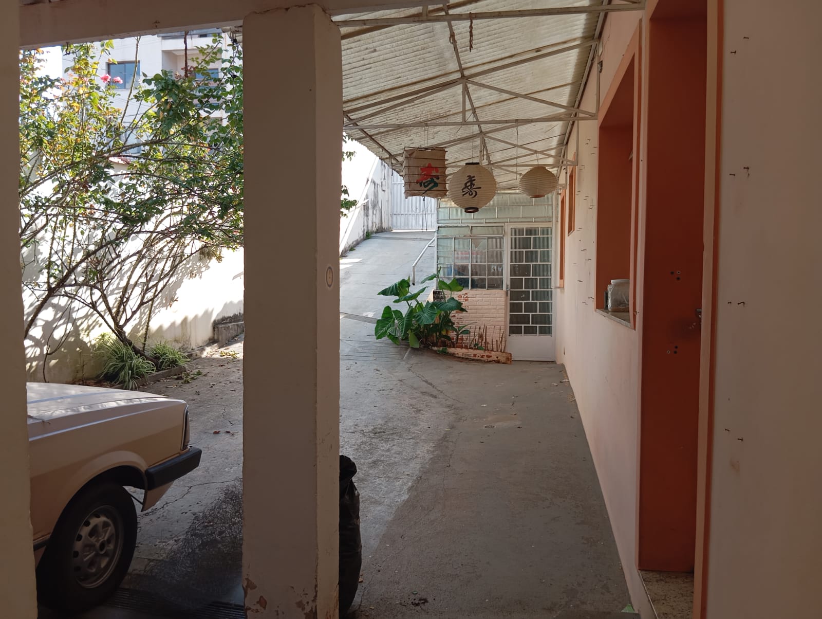 Oportunidade - Casa Residencial/Comercial na avenida JK. Lote: 293,47m².Santa Cecília Imóveis