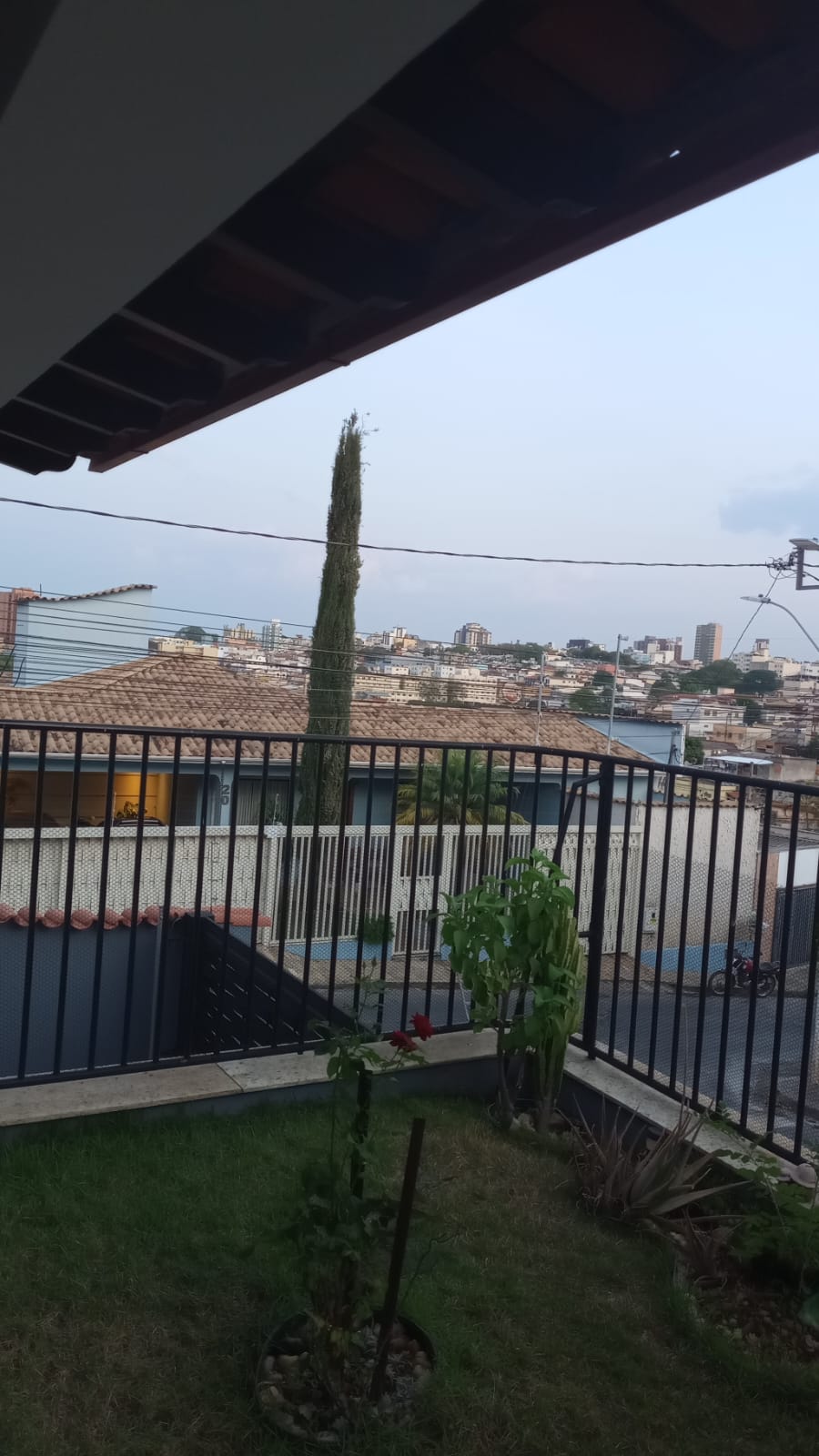 Jardim Fabiana - Excelente casa ampla à venda. Área construída: 408m².Santa Cecília Imóveis