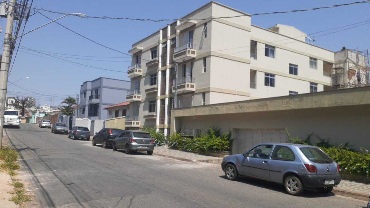 APARTAMENTO A VENDA NO BAIRRO PADRE DEHONSanta Cecília Imóveis