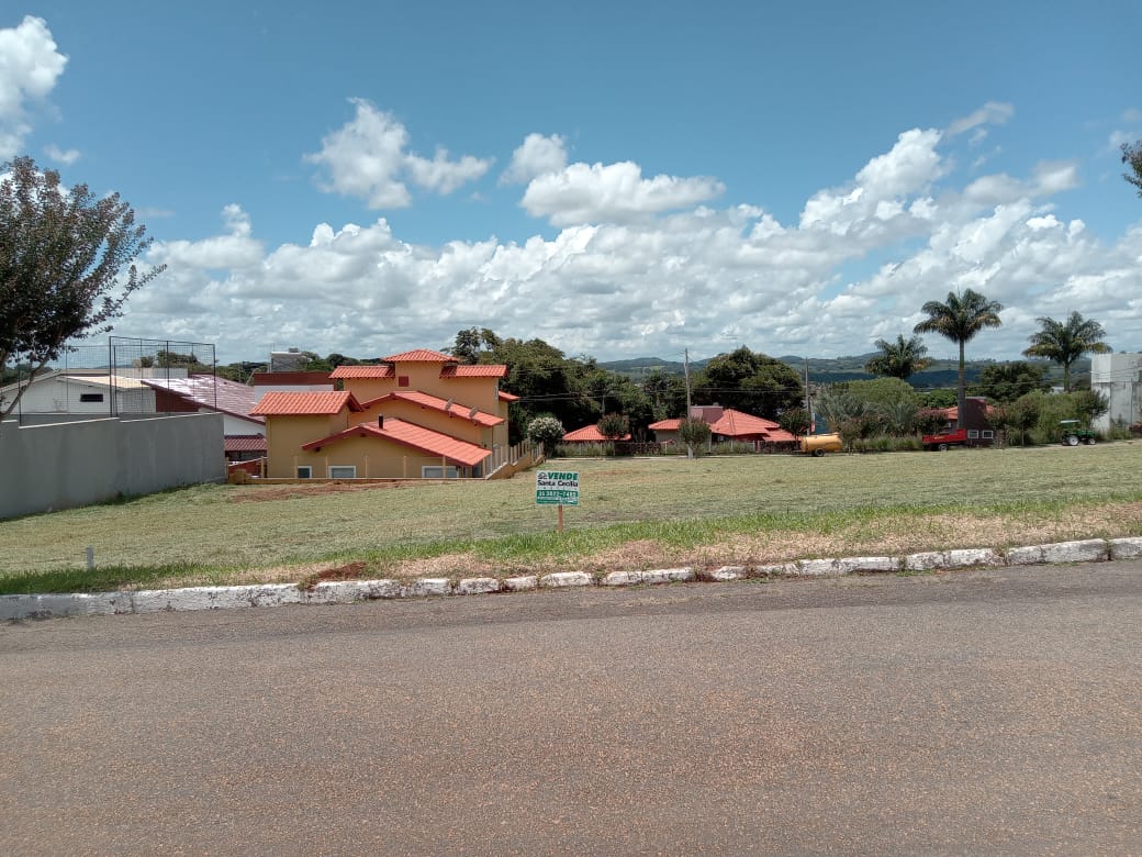 LOTE A VENDA NO CONDOMÍNIO PORTO DA PEDRASanta Cecília Imóveis