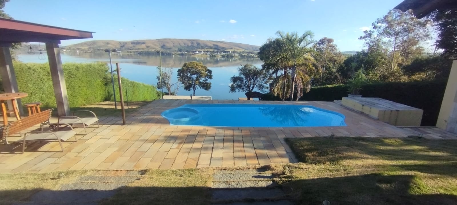 BELÍSSIMA CASA ÀS MARGENS DA  REPRESA DO FUNILSanta Cecília Imóveis